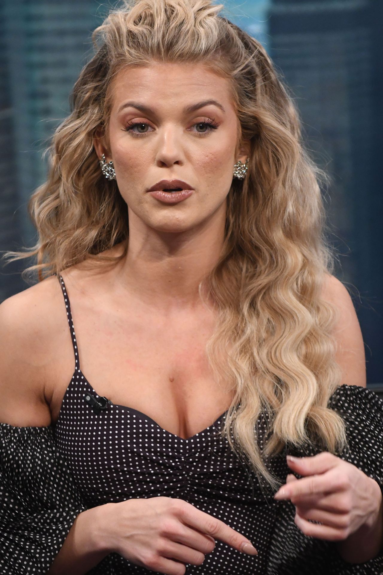 Annalynne Mccord Looks Pretty On Good Day New York 0021