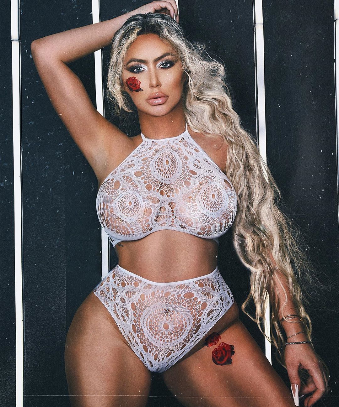 Aubrey O’day Nude & Sexy 0018