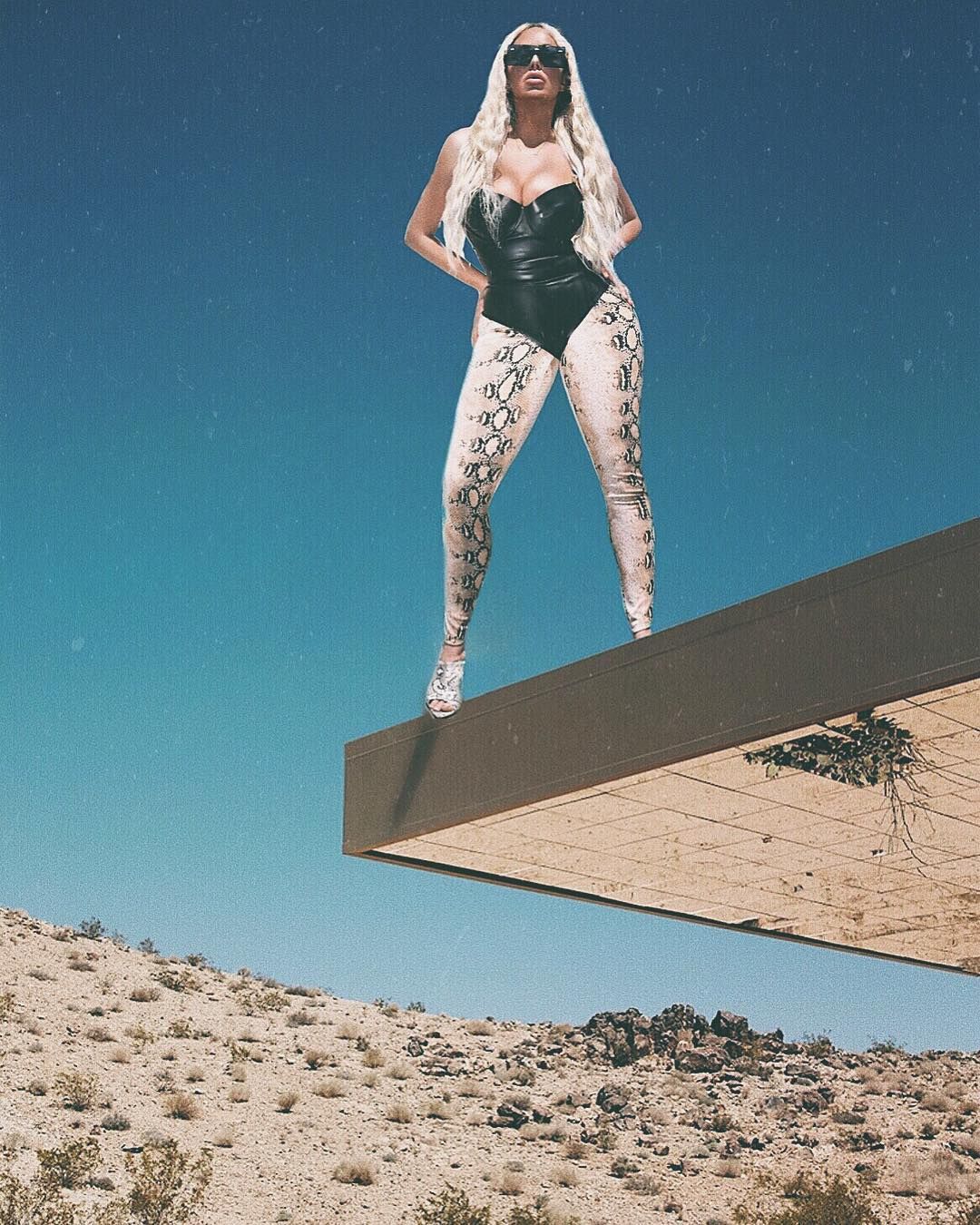 Aubrey O’day Nude & Sexy 0035