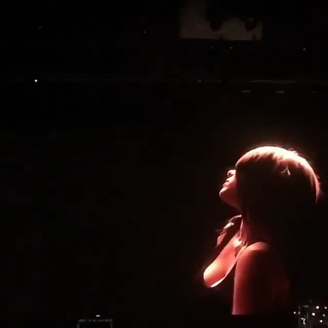 Billie Eilish Shows Some Skin At The Concert In Miami 0002