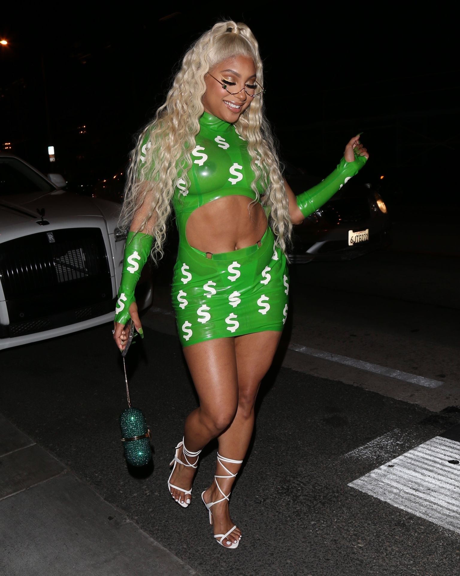 Candice Craig Debuts Her Single Cash App At Pretty Little Things Store 0031