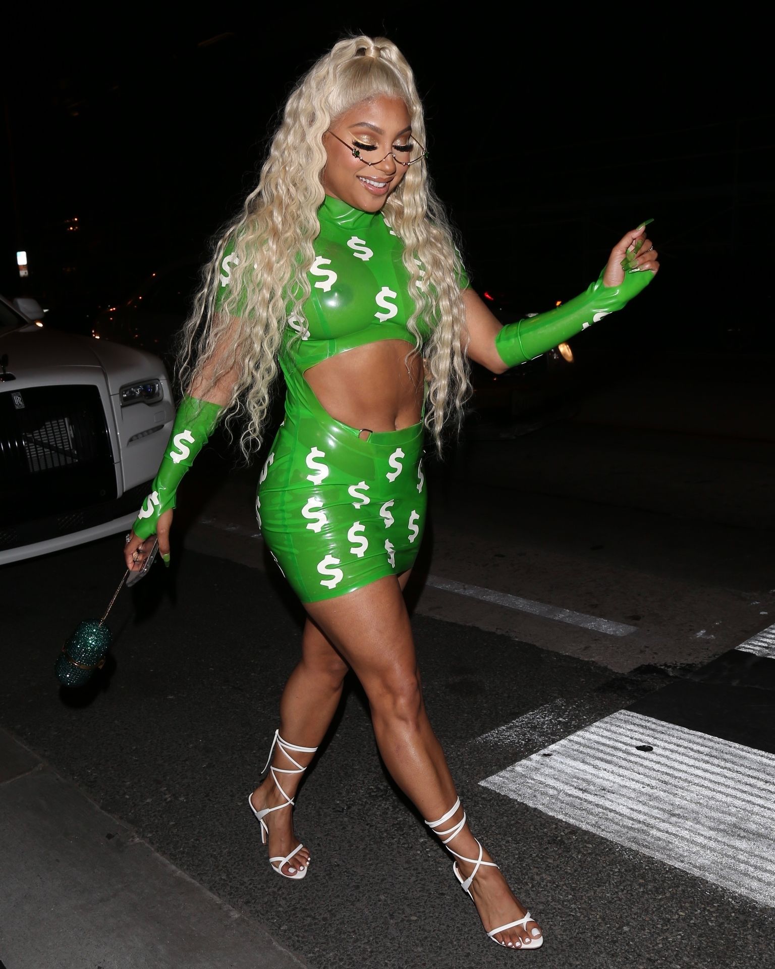 Candice Craig Debuts Her Single Cash App At Pretty Little Things Store 0032