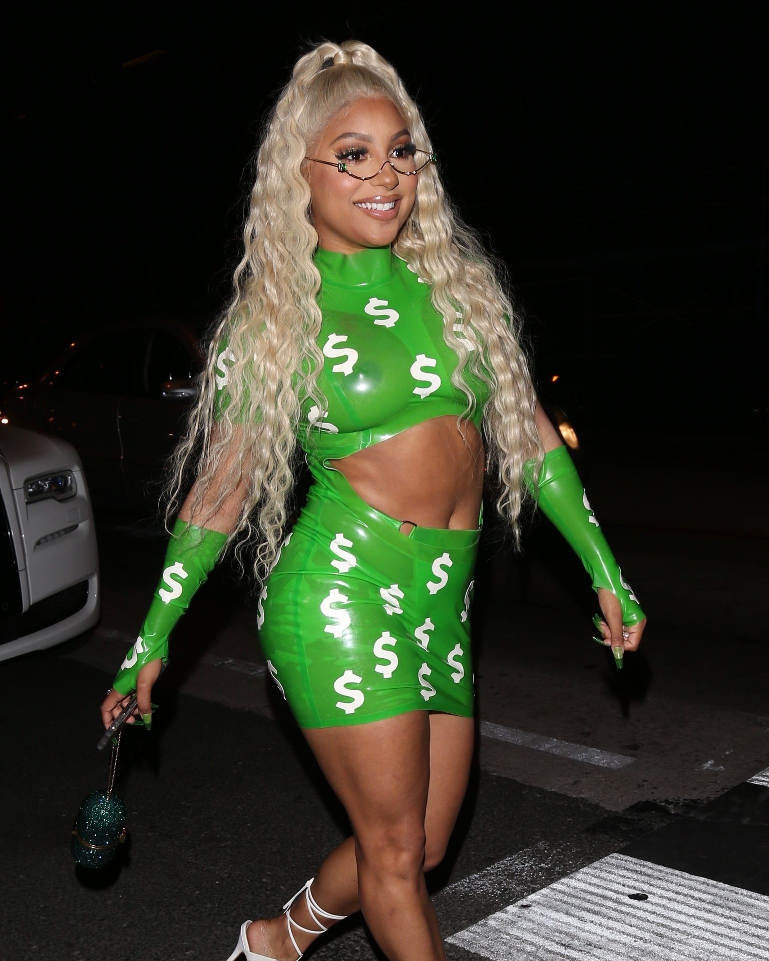 Candice Craig Debuts Her Single Cash App At Pretty Little Things Store 0033