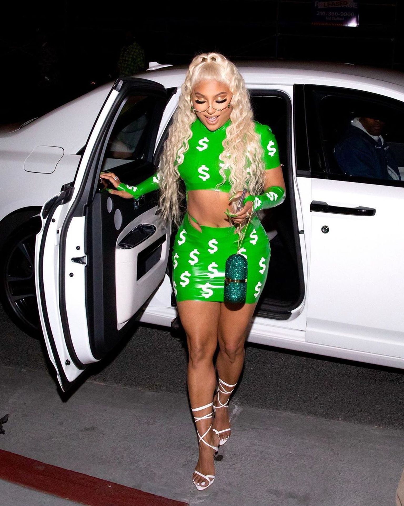 Candice Craig Debuts Her Single Cash App At Pretty Little Things Store 0038