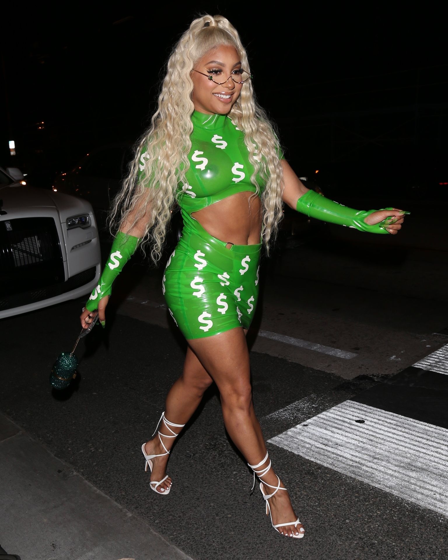 Candice Craig Debuts Her Single Cash App At Pretty Little Things Store 0039