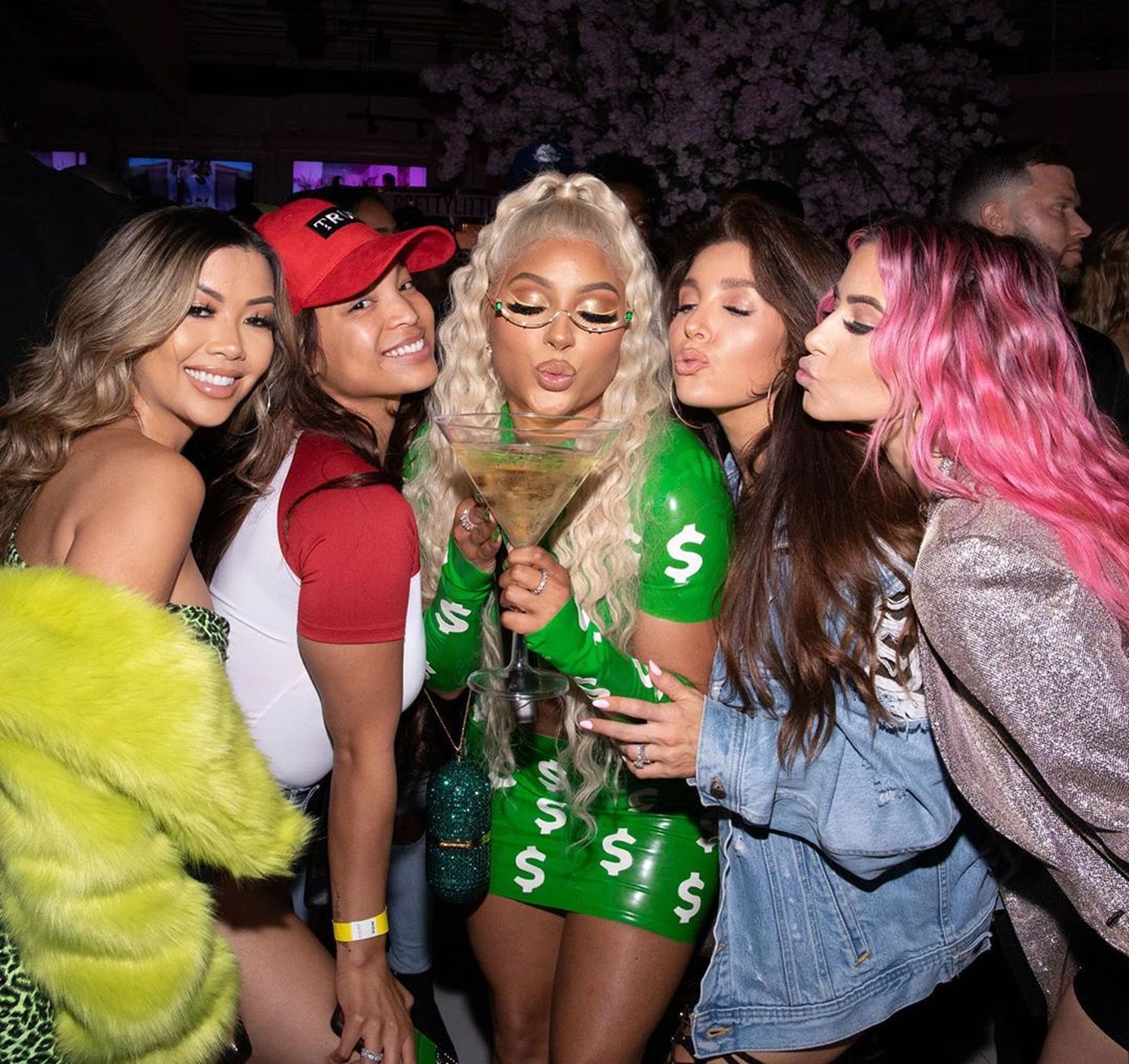 Candice Craig Debuts Her Single Cash App At Pretty Little Things Store 0044