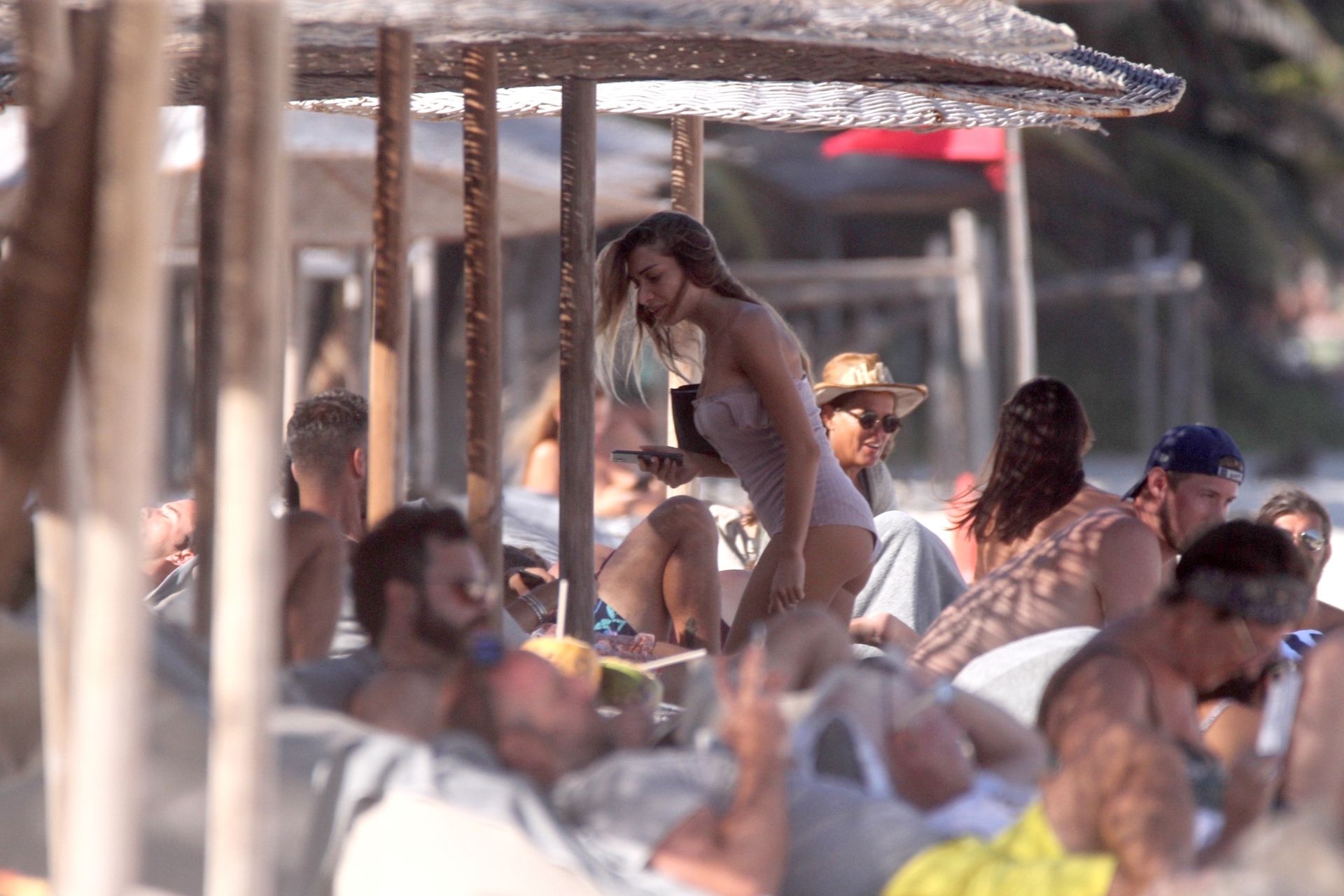 Elisa De Pánicis Cools Off In Tulum 0014
