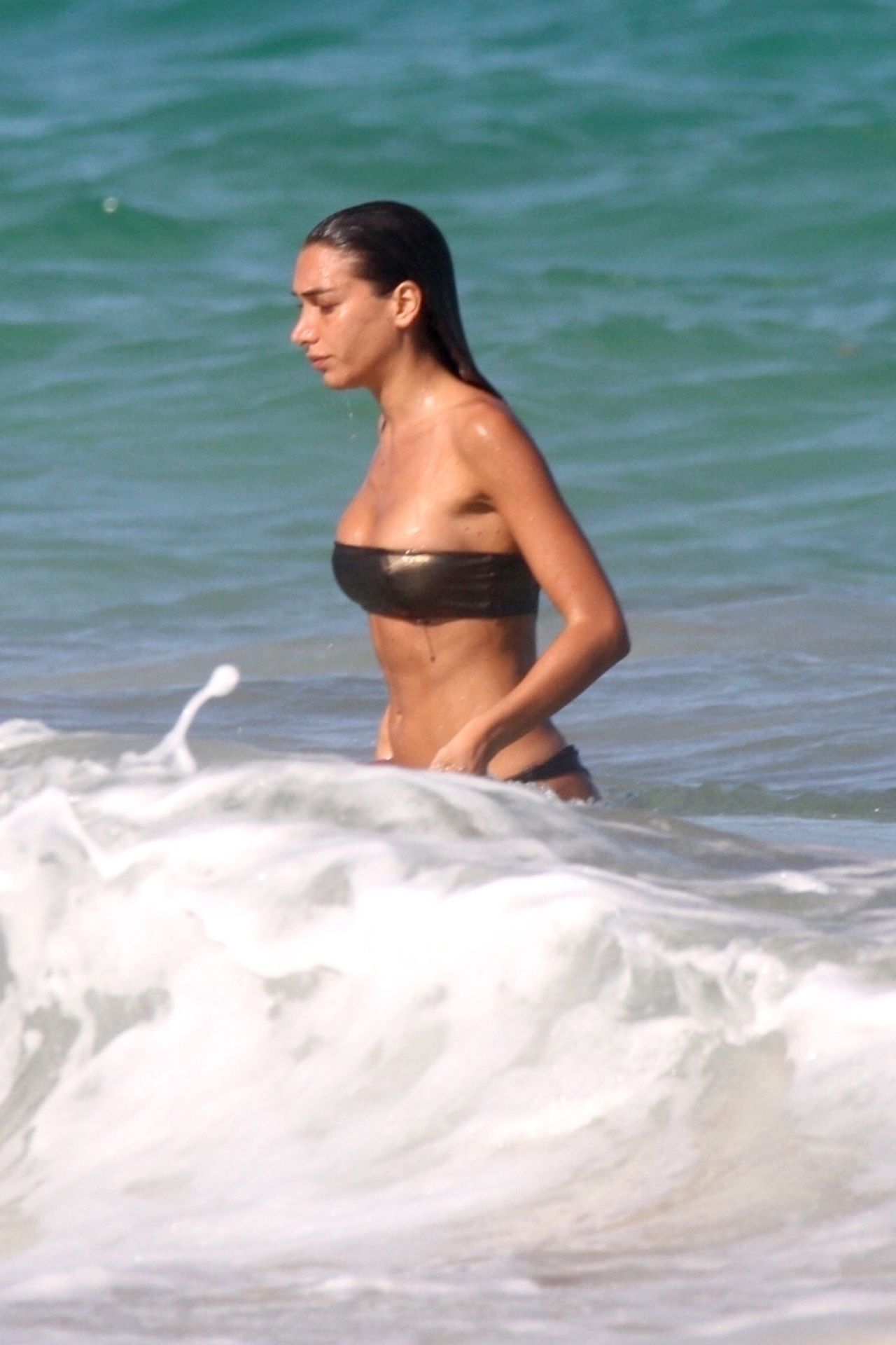 Elisa De Pánicis Cools Off In Tulum 0039