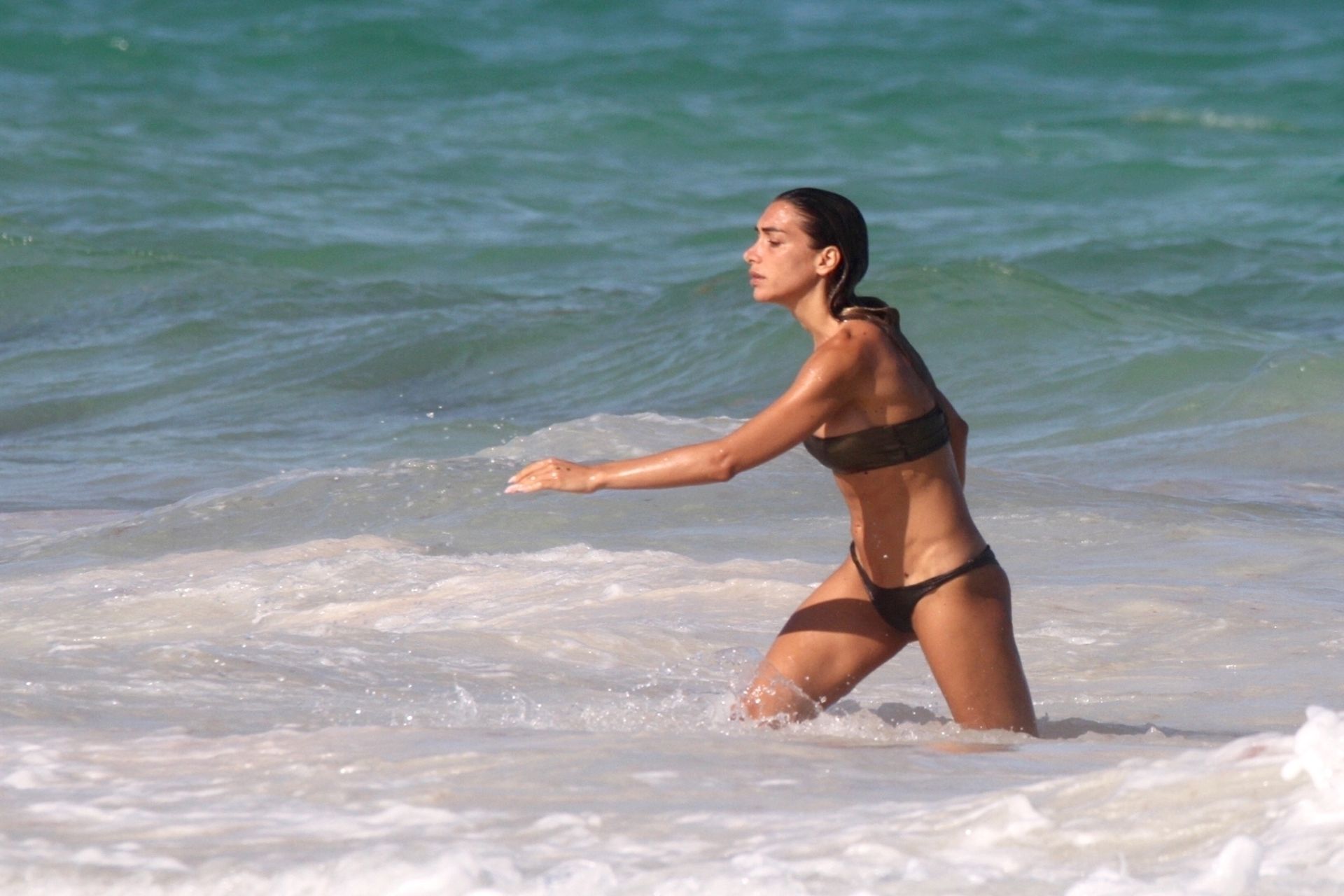 Elisa De Pánicis Cools Off In Tulum 0047