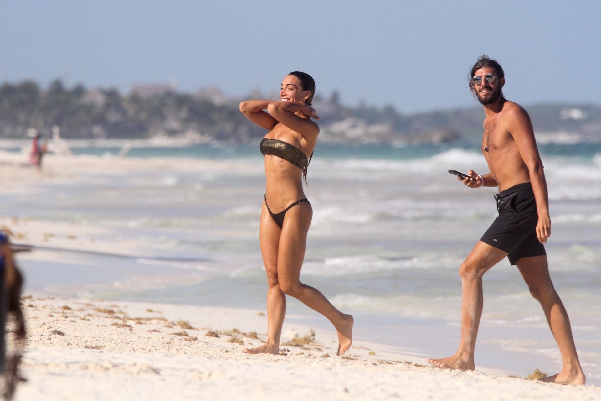 Elisa De Pánicis Cools Off In Tulum 0054