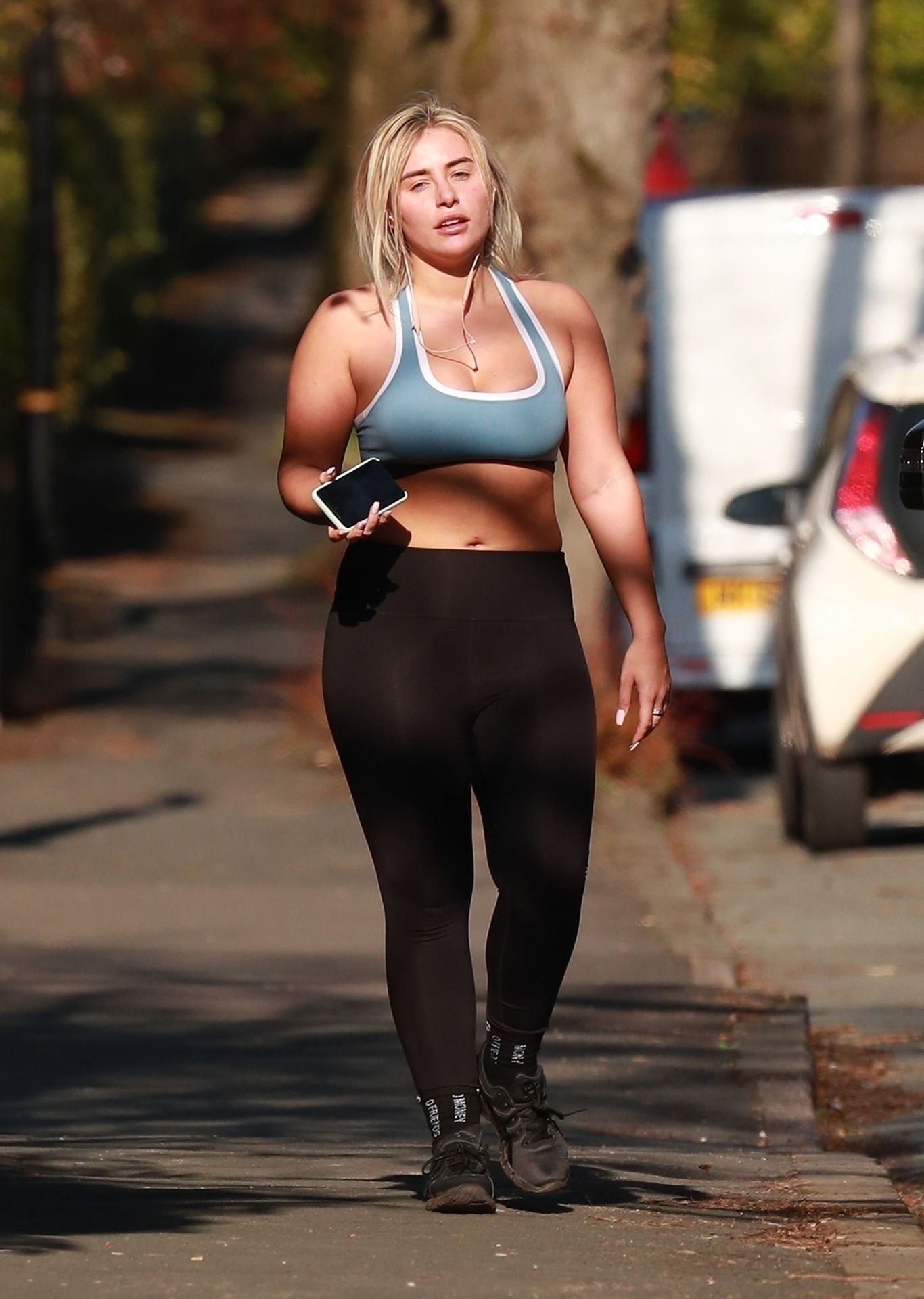 Ellie Brown Stays In Shape With Her Allowed Once A Day Of Exercise 0005