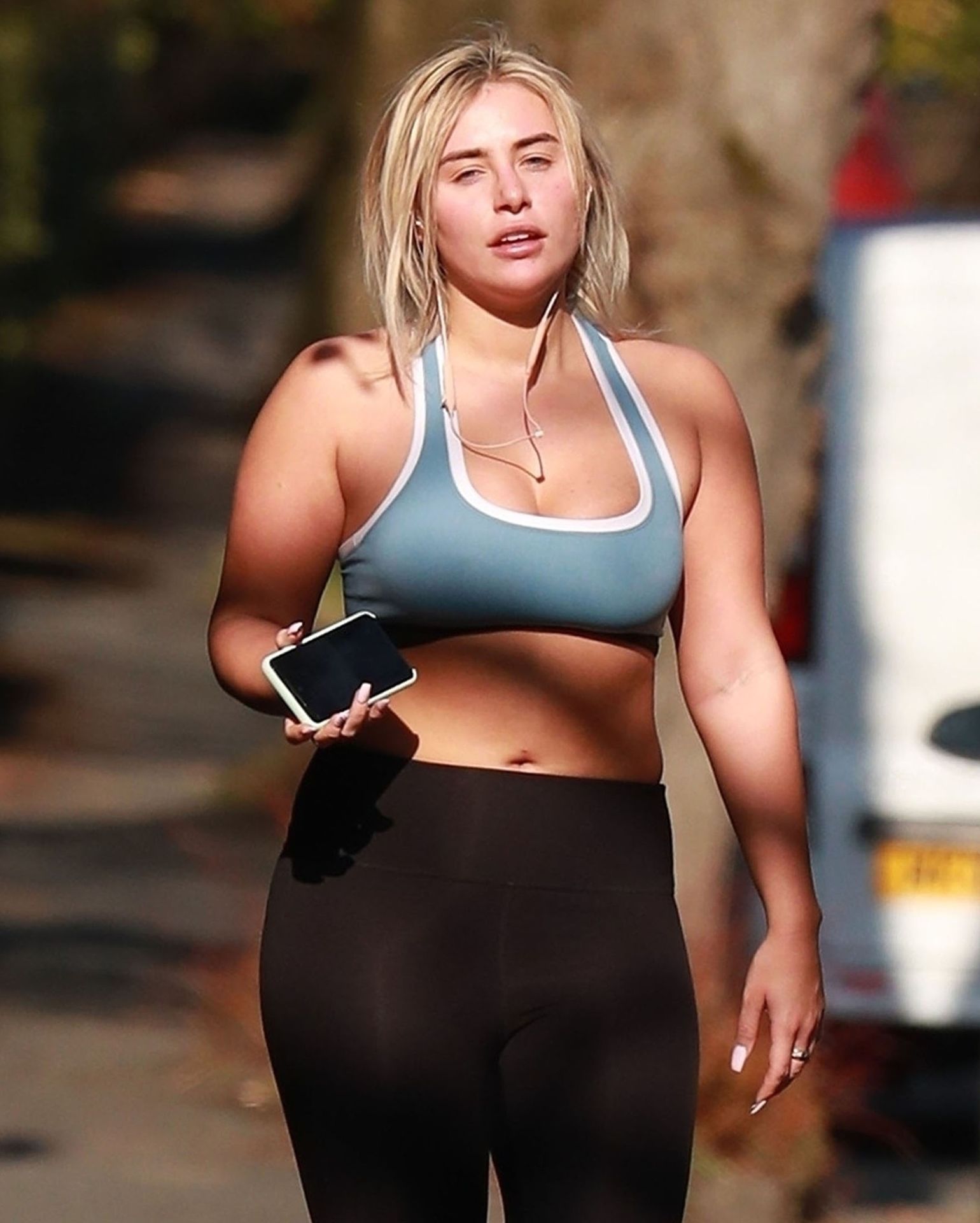 Ellie Brown Stays In Shape With Her Allowed Once A Day Of Exercise 0006