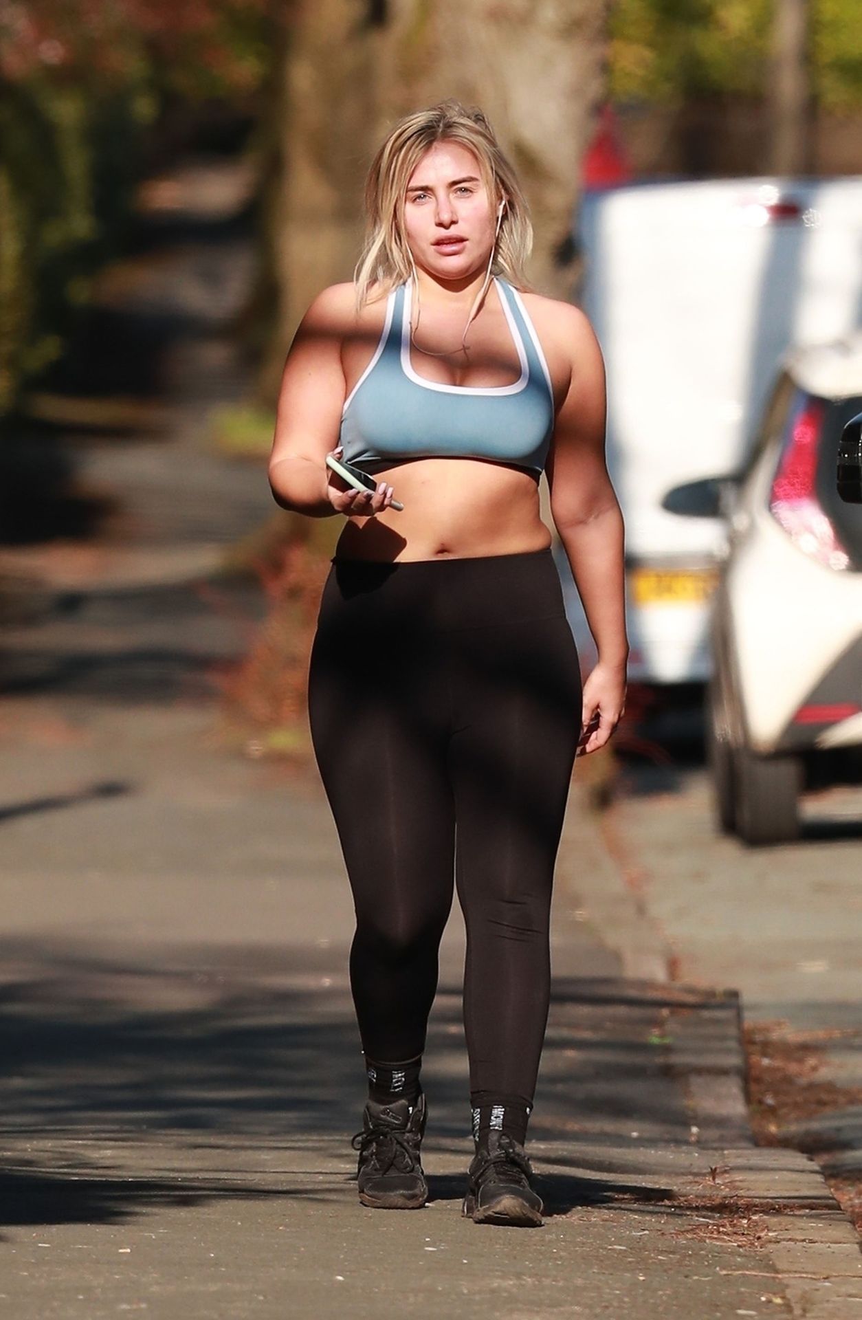 Ellie Brown Stays In Shape With Her Allowed Once A Day Of Exercise 0008