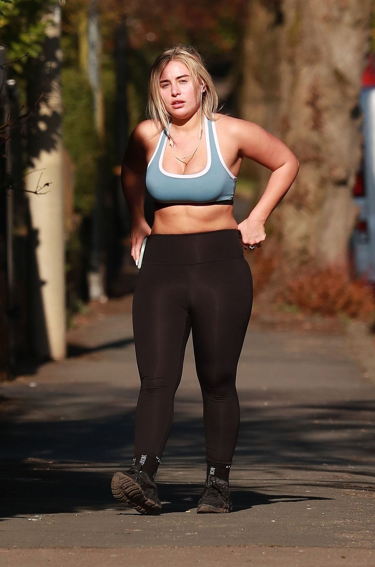 Ellie Brown Stays In Shape With Her Allowed Once A Day Of Exercise 0015