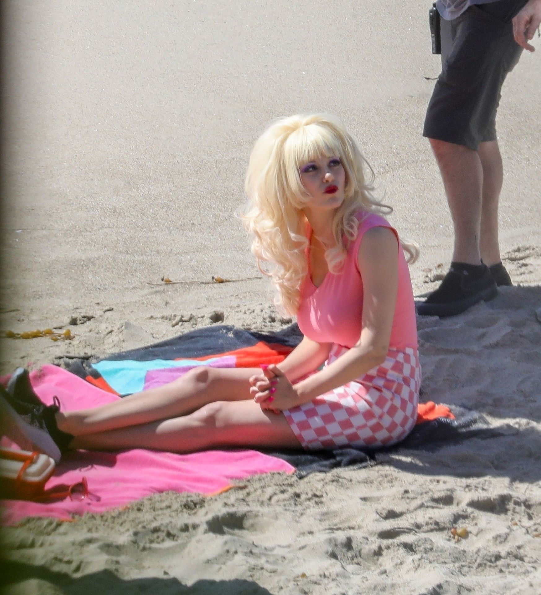 Emmy Rossum Films Scenes As The Iconic Angelyne On The Beach In Malibu 0002