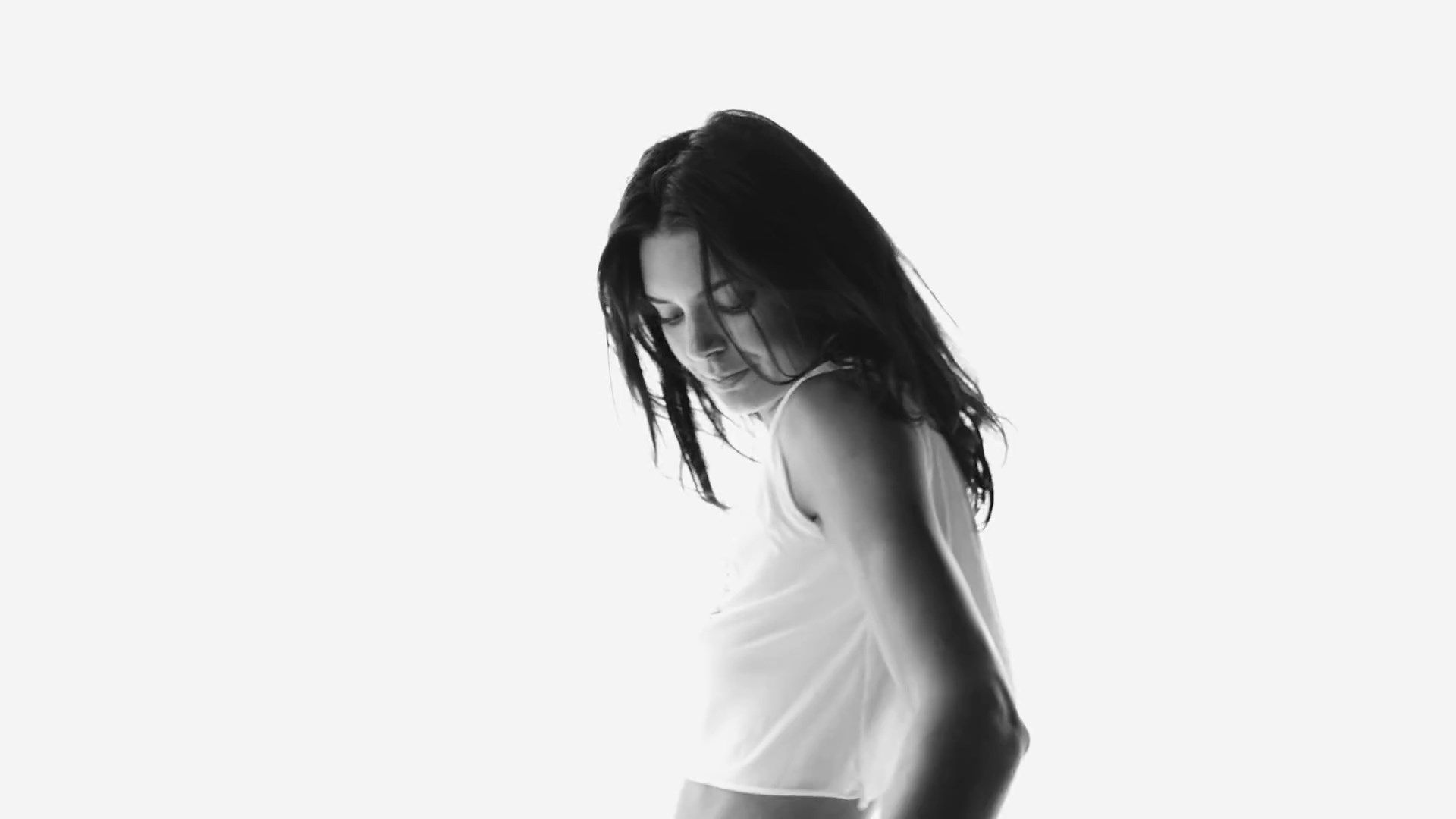 Kendall Jenner Presents Calvin Klein Collection 0009