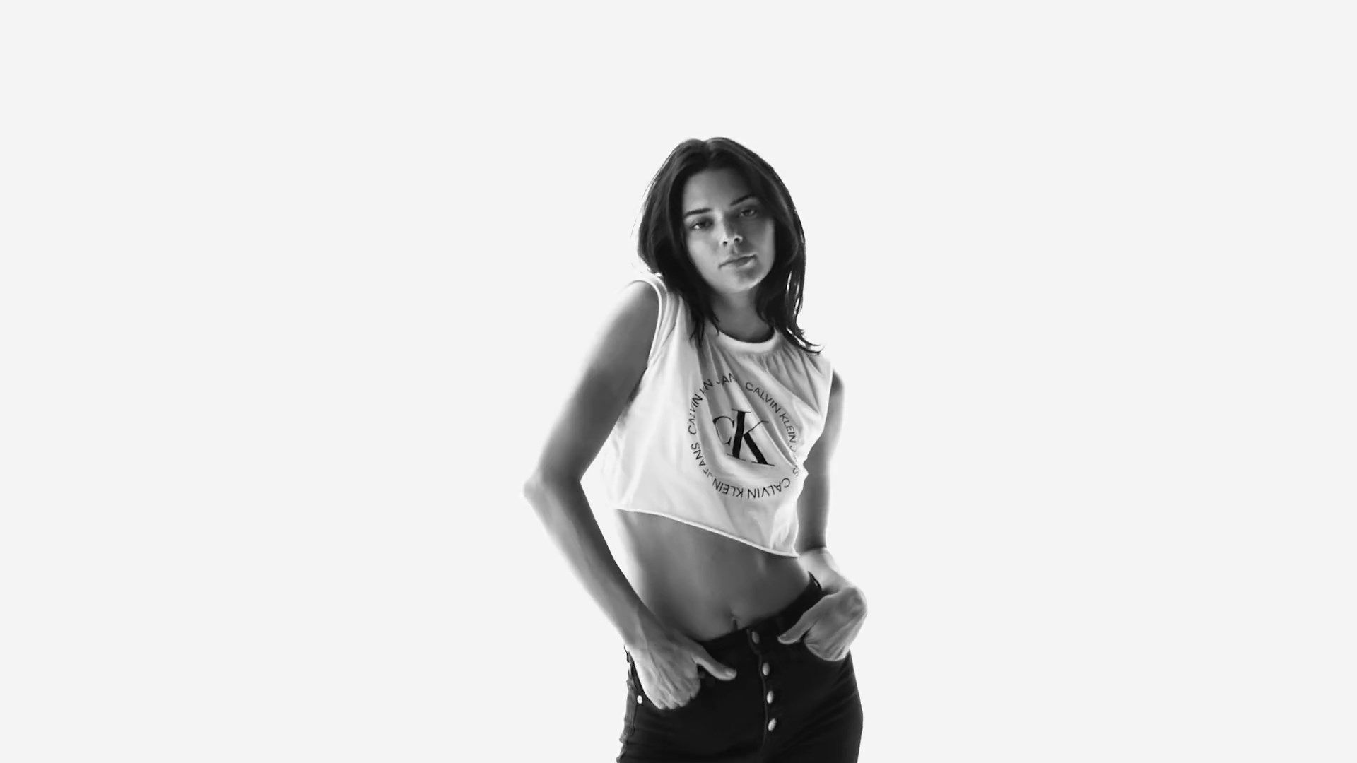 Kendall Jenner Presents Calvin Klein Collection 0010