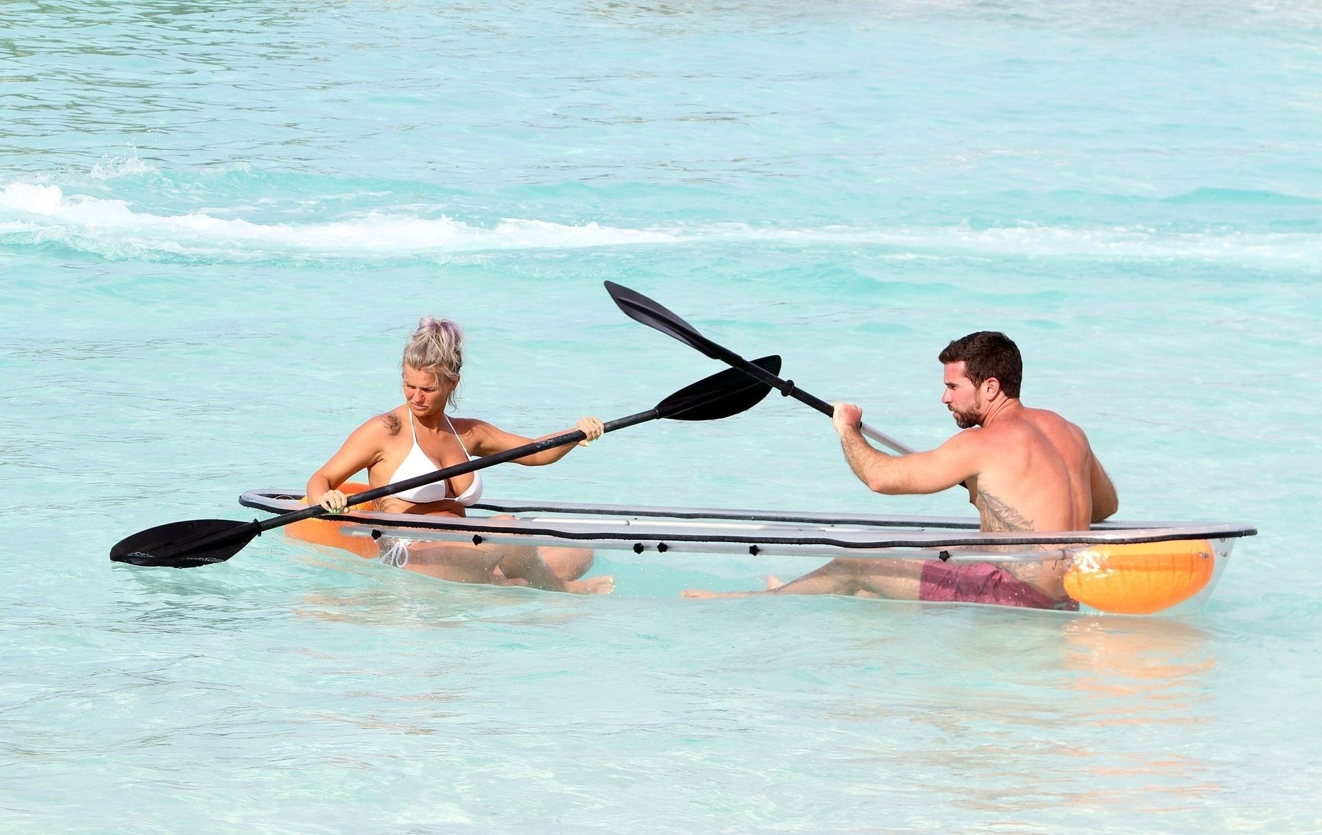 Kerry Katona & Ryan Mahoney Jump In A Canoe For Some Fun In The Indian Ocean 0013