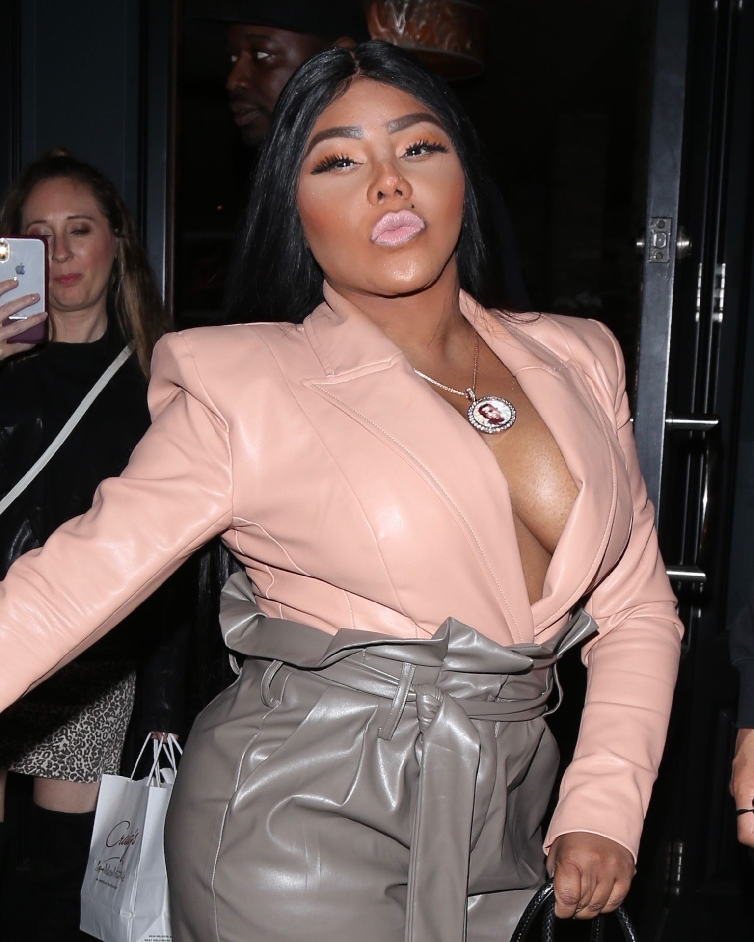 Lil’ Kim Seen Outside Craig’s Restaurant In West Hollywood 0065