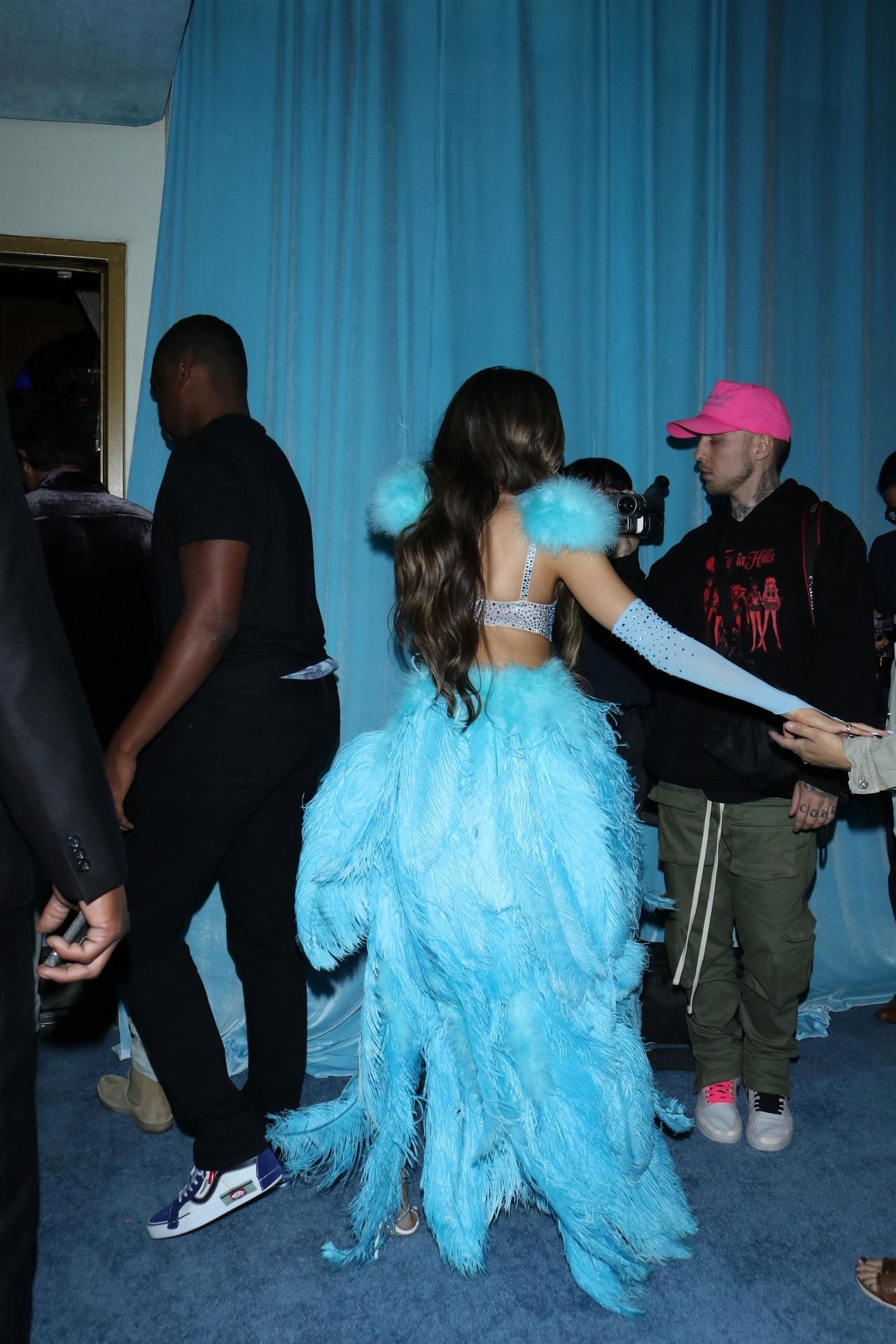 Madison Beer Puts On A Sexy Display In A Blue Feather Ensemble While Arriving At Her 21st Bi 0170