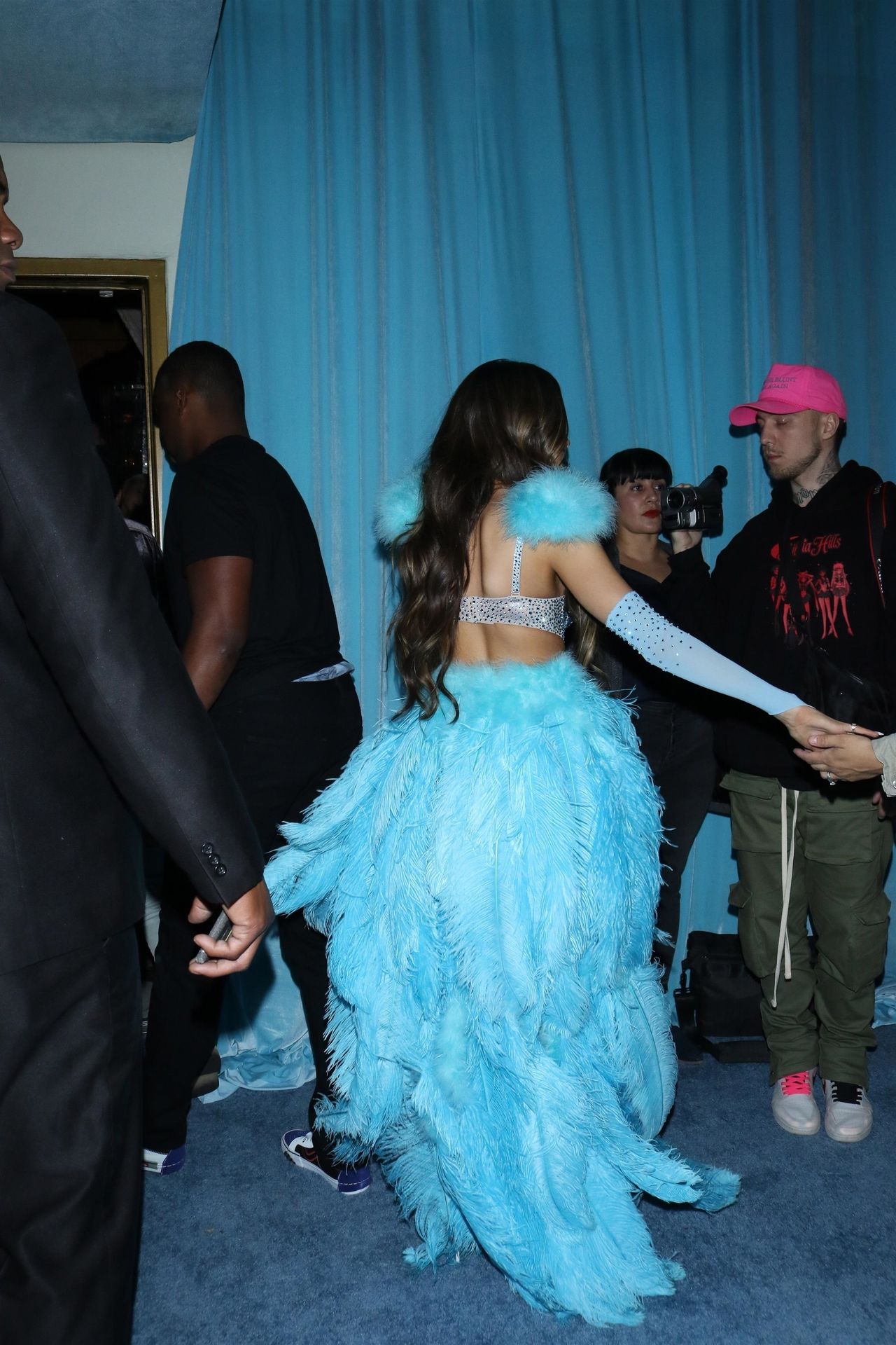 Madison Beer Puts On A Sexy Display In A Blue Feather Ensemble While Arriving At Her 21st Bi 0172