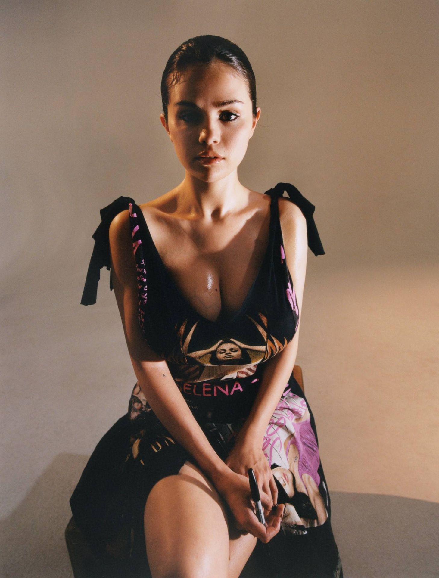 Selena Gomez Shows Her Body In A Photoshoot For Dazed Magazine 0013