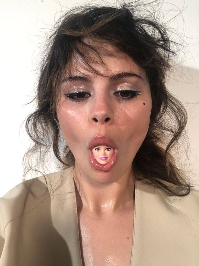 Selena Gomez Shows Her Body In A Photoshoot For Dazed Magazine 0033
