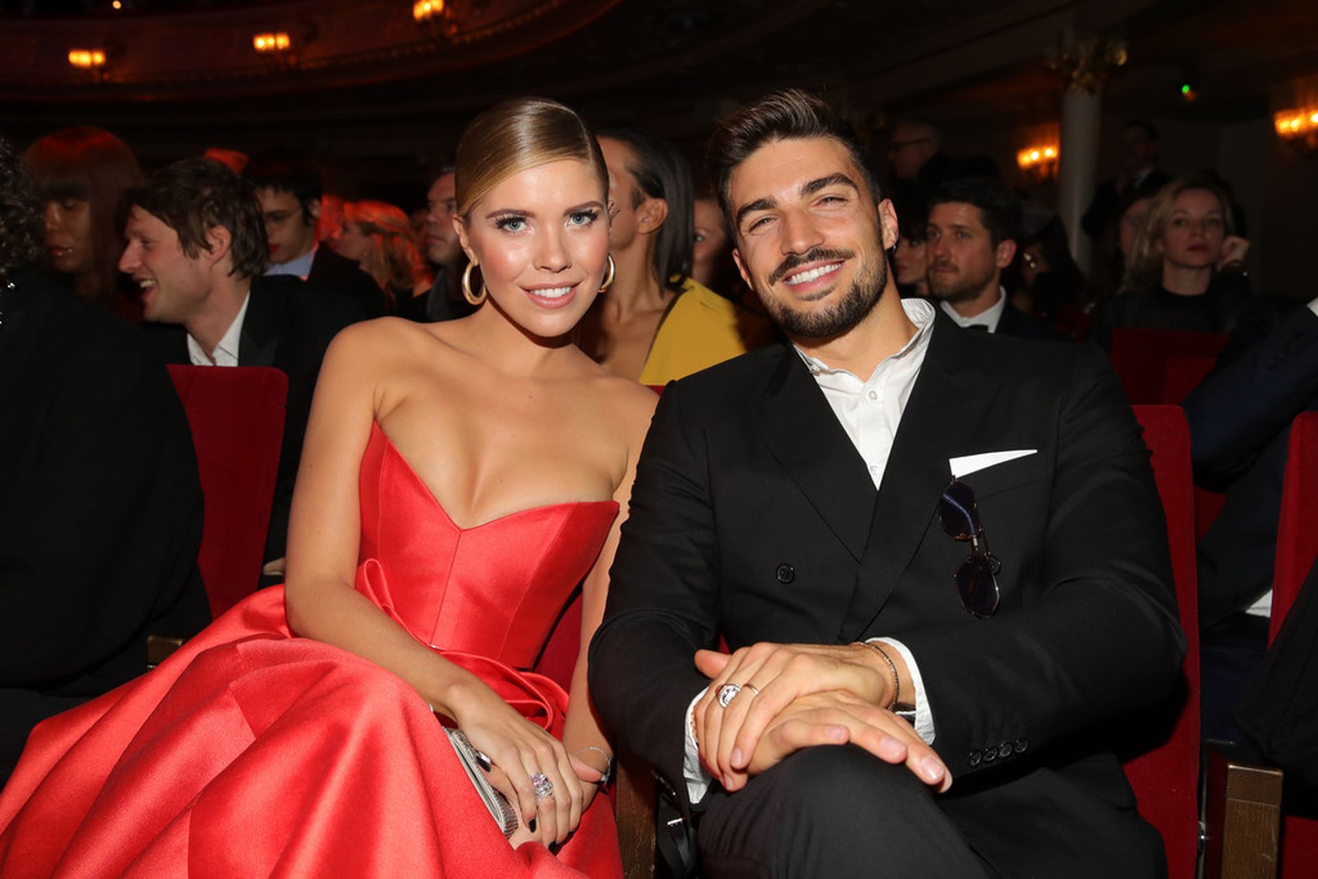 Victoria Swarovski Sexy 0030