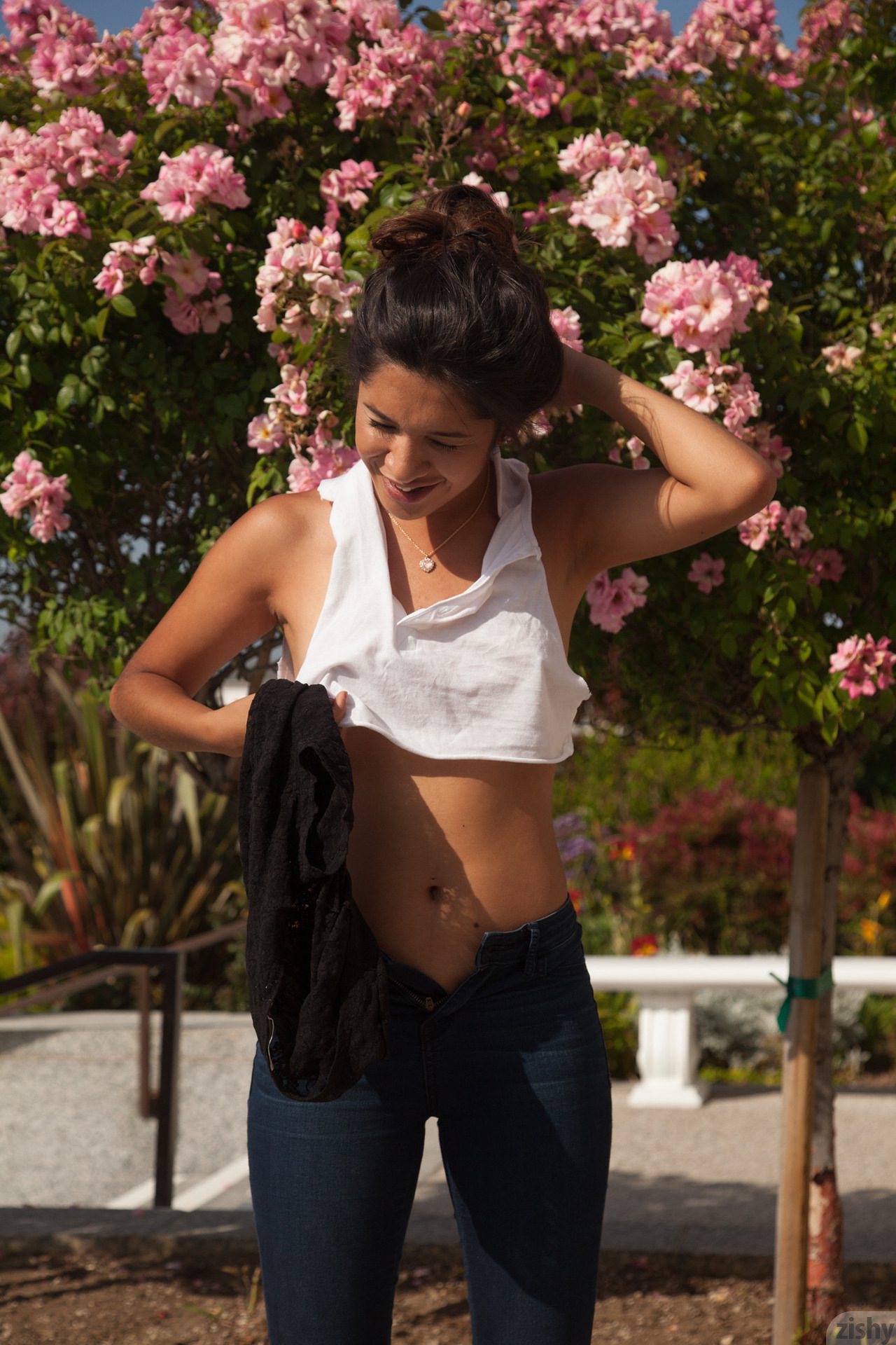 Yesenia Corral Multi Love 0008