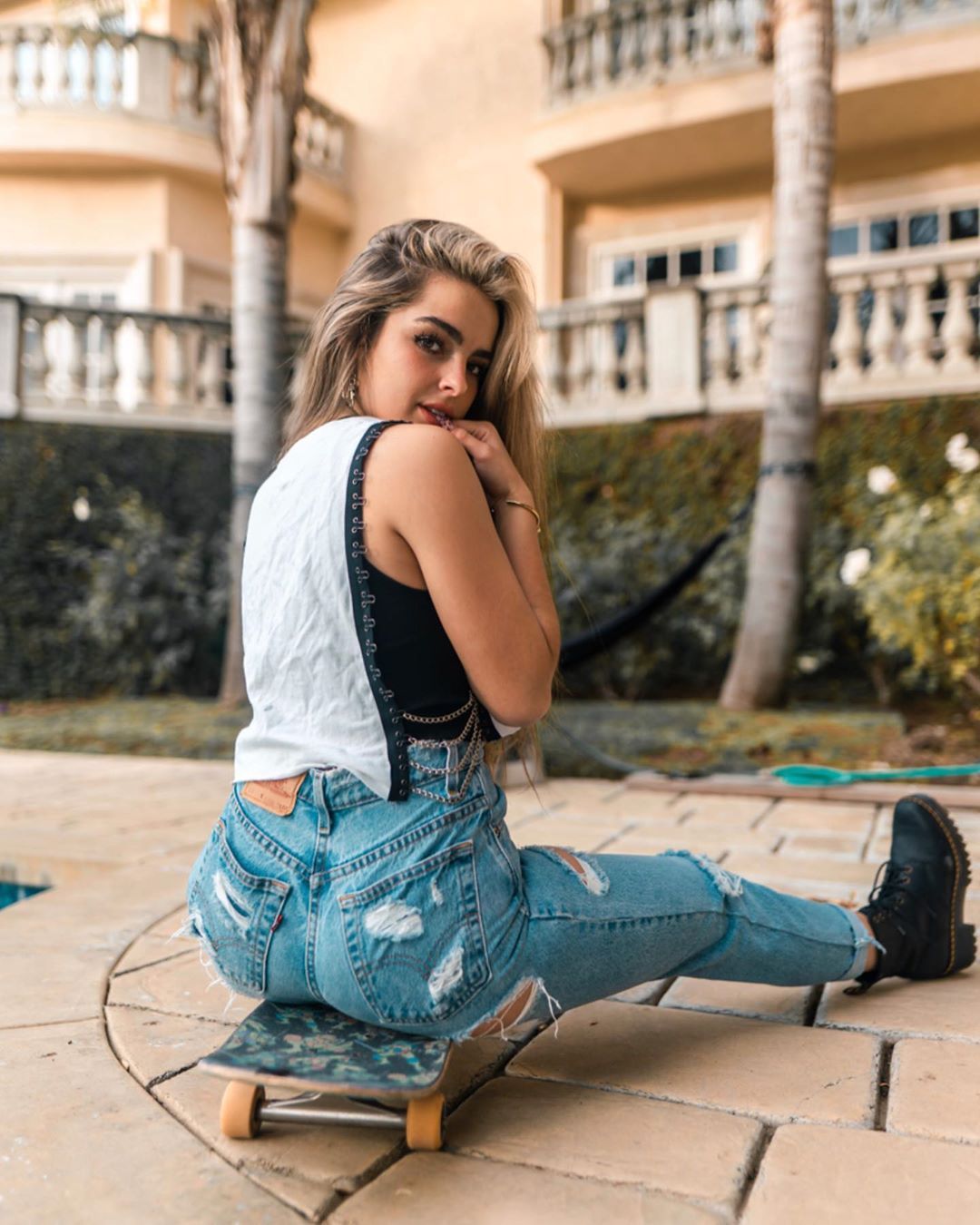 Addison Rae Sexy 0098