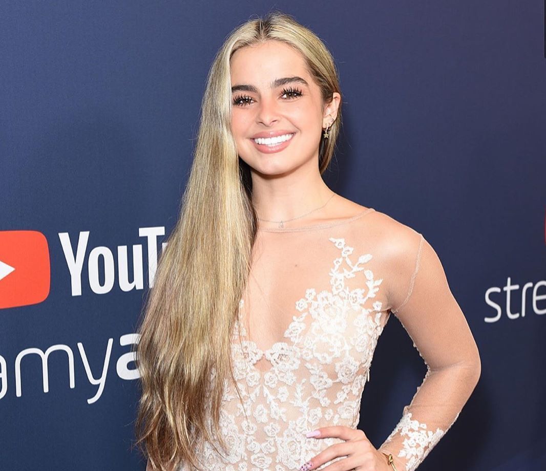 Addison Rae Sexy 0119