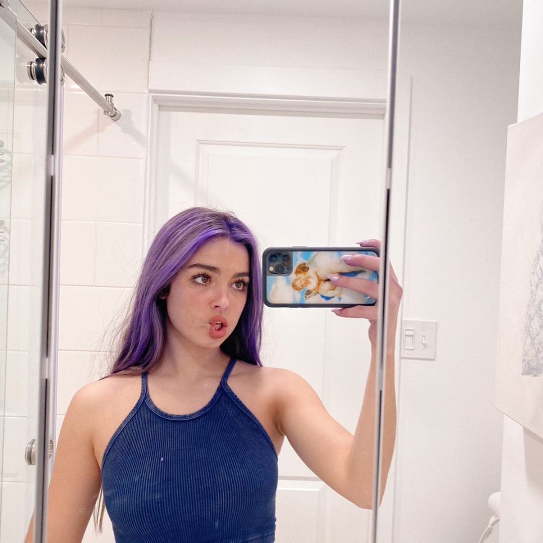 Addison Rae Sexy 0120