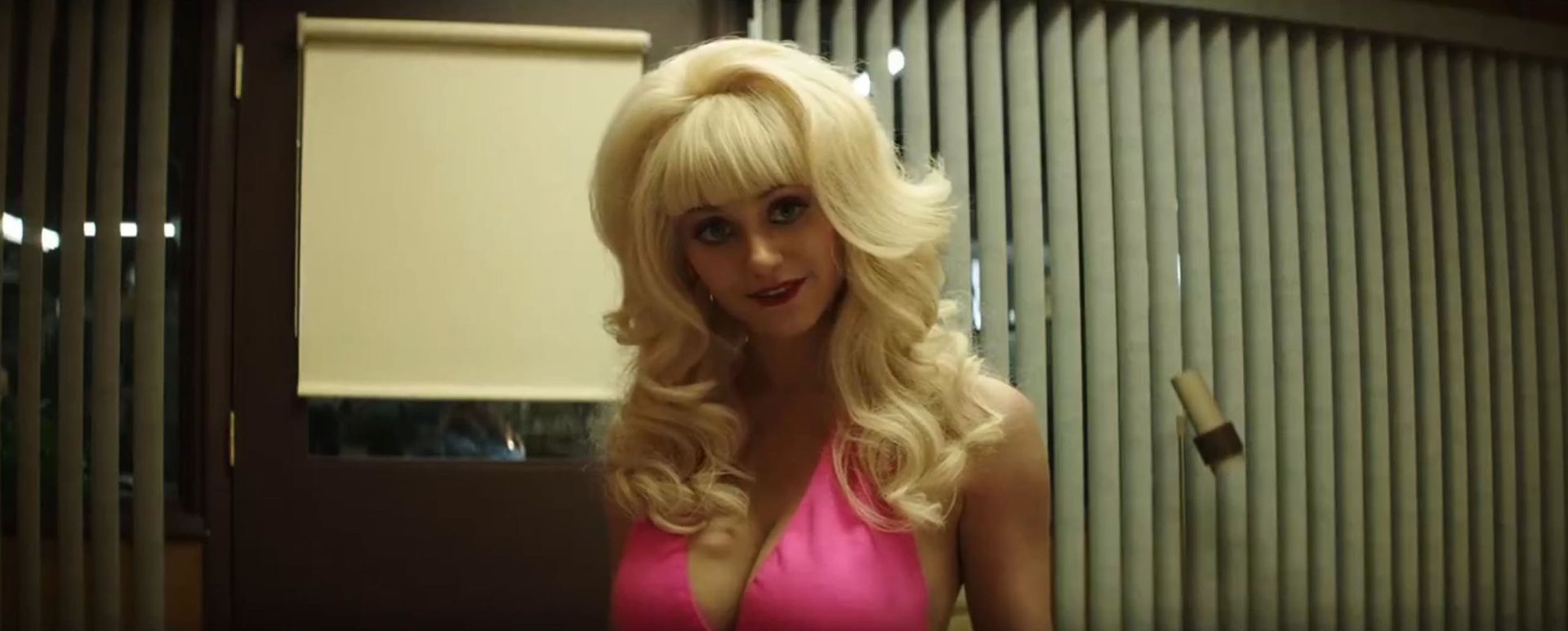 Emmy Rossum Looks Sexy As The Iconic Billboard Queen Of Los Angeles 0003