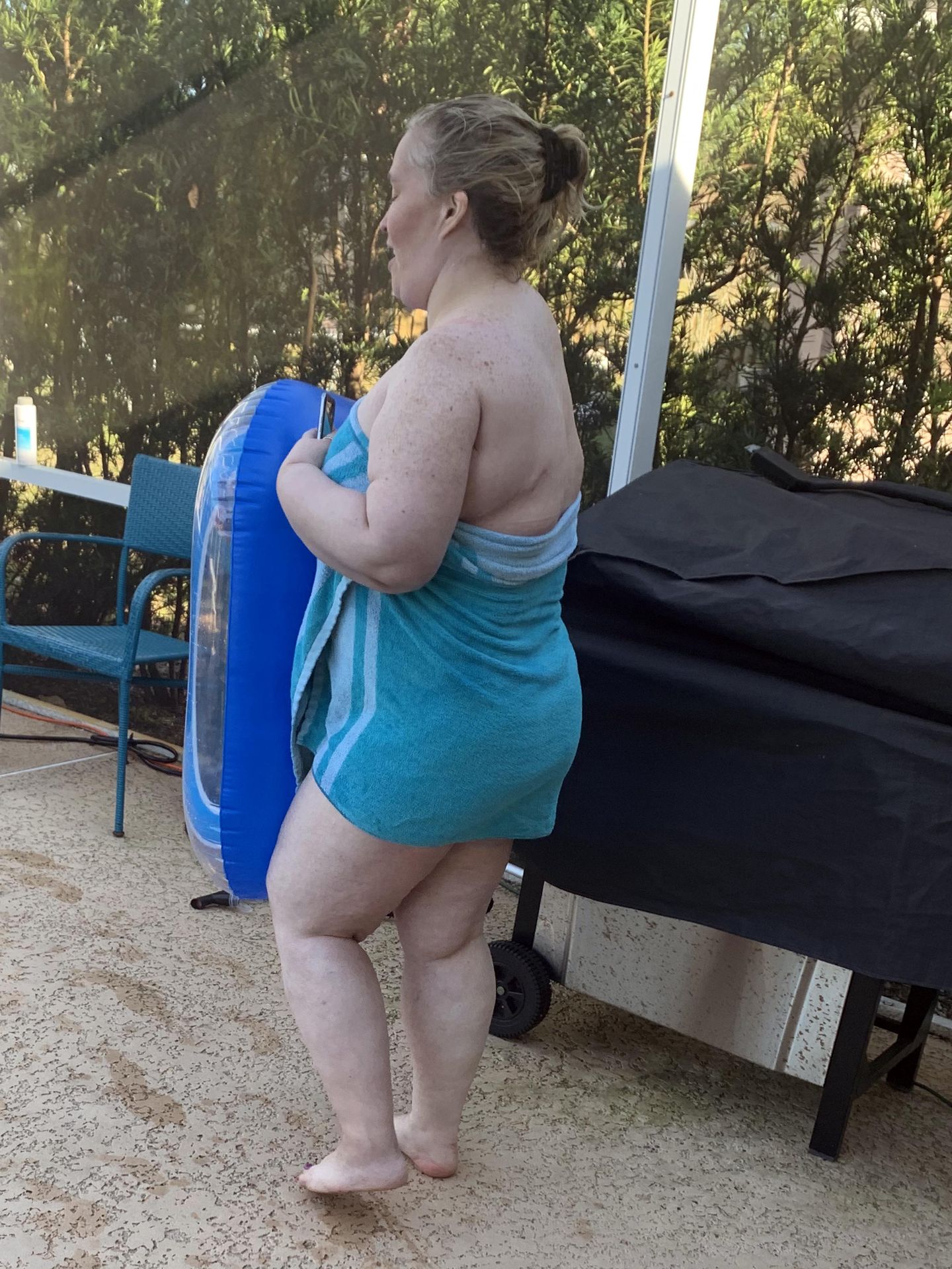 Mama June Takes Inspiration From Pamela Anderson 0021