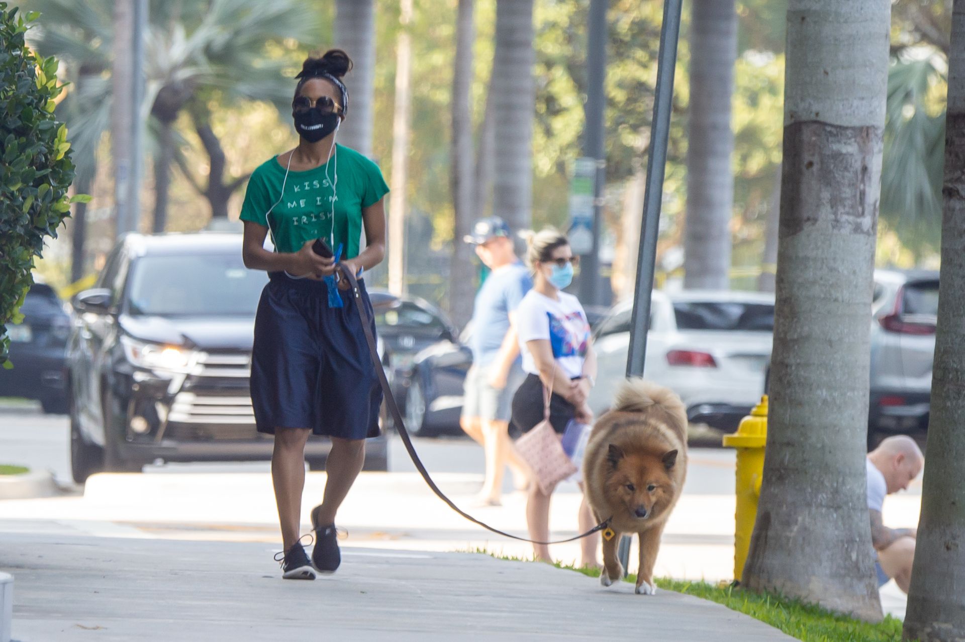 Rachel Absolo Is Seen In Miami During Covid 19 Lockdown 0001