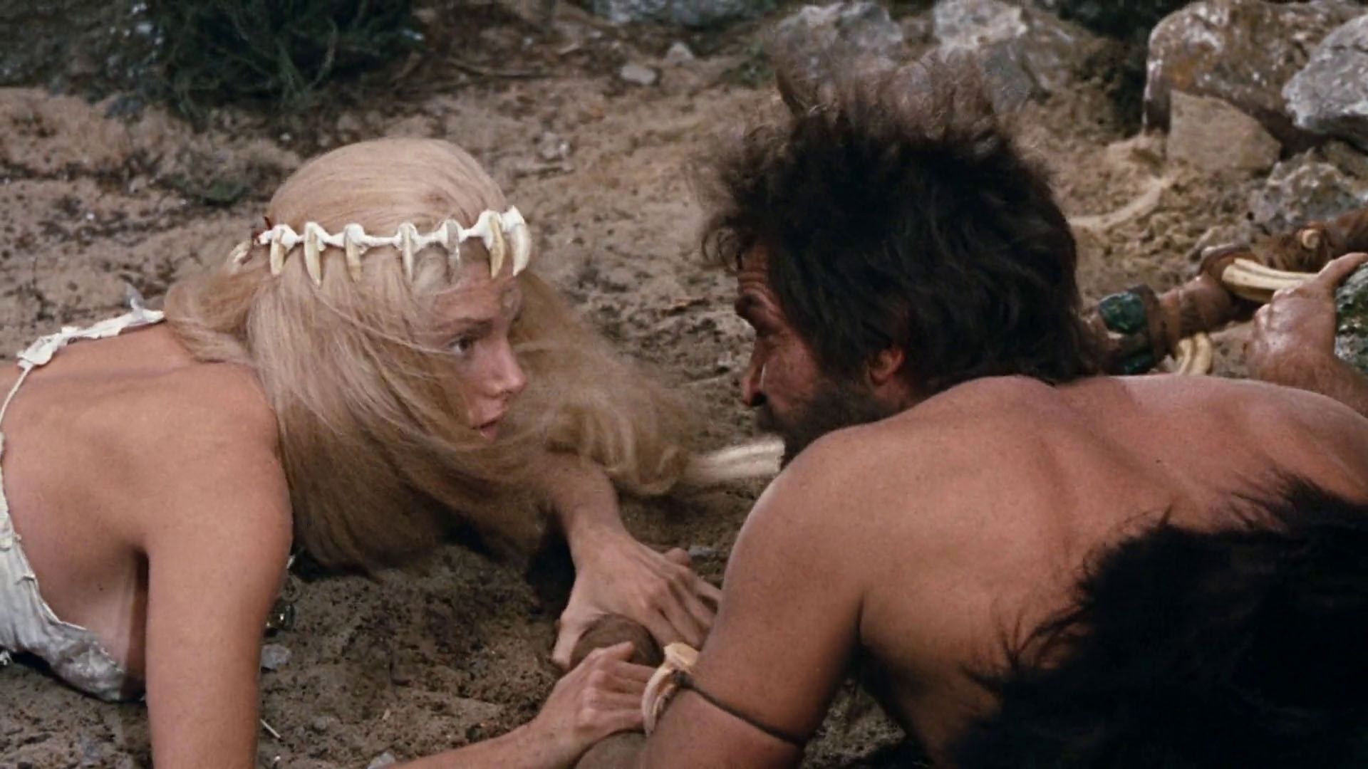 Victoria Vetri Nude & Sexy – When Dinosaurs Ruled The Earth 0004