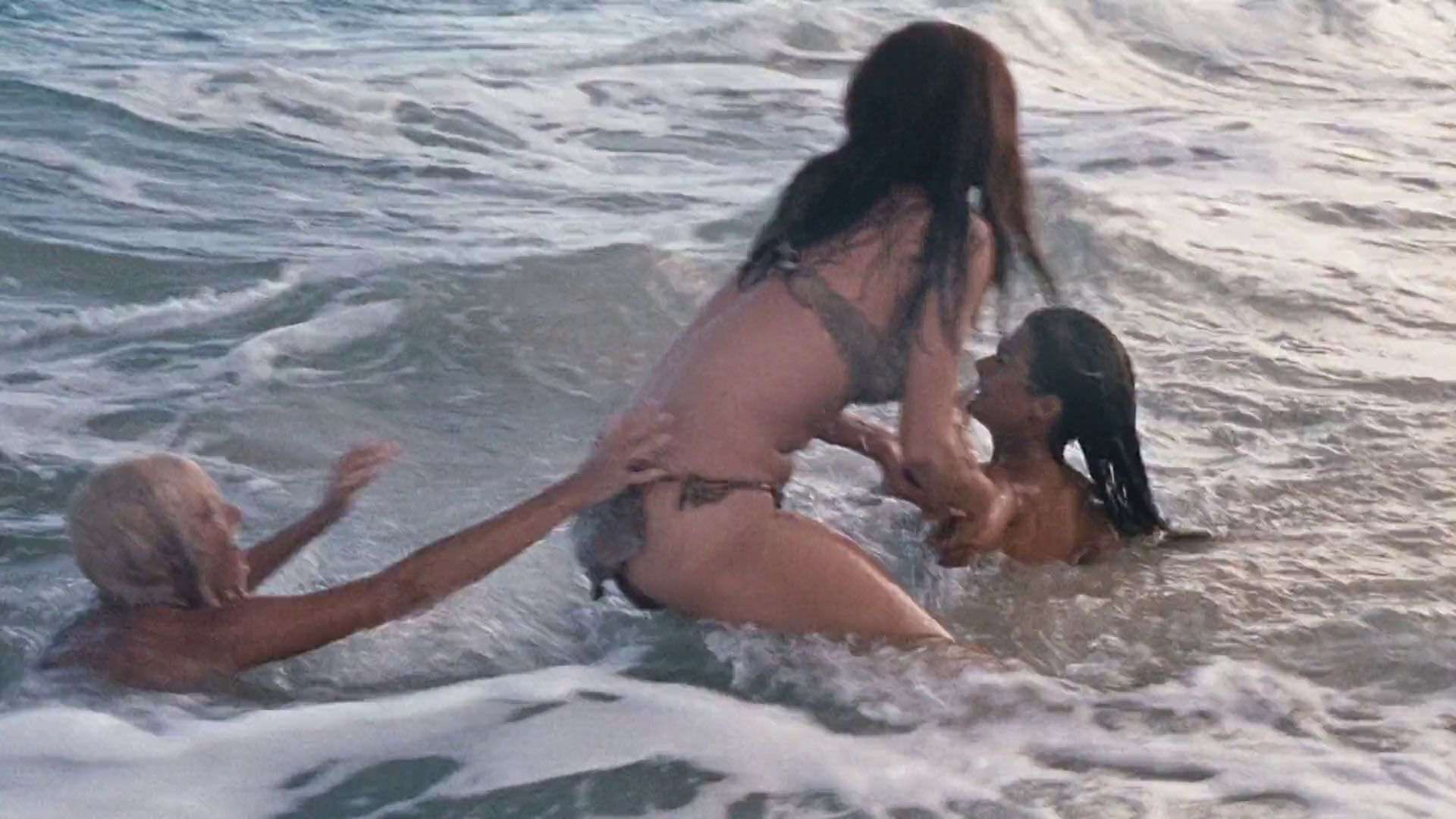 Victoria Vetri Nude & Sexy – When Dinosaurs Ruled The Earth 0015