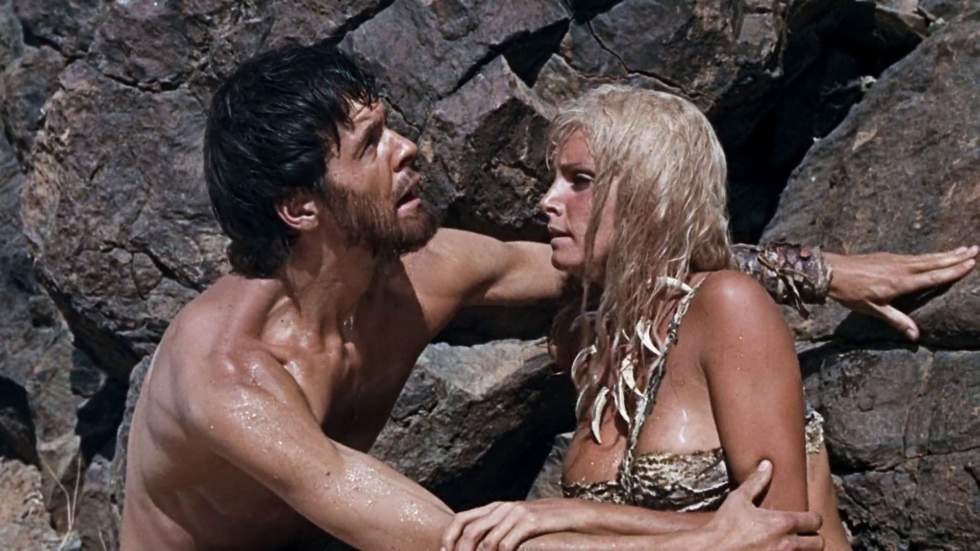 Victoria Vetri Nude & Sexy – When Dinosaurs Ruled The Earth 0020