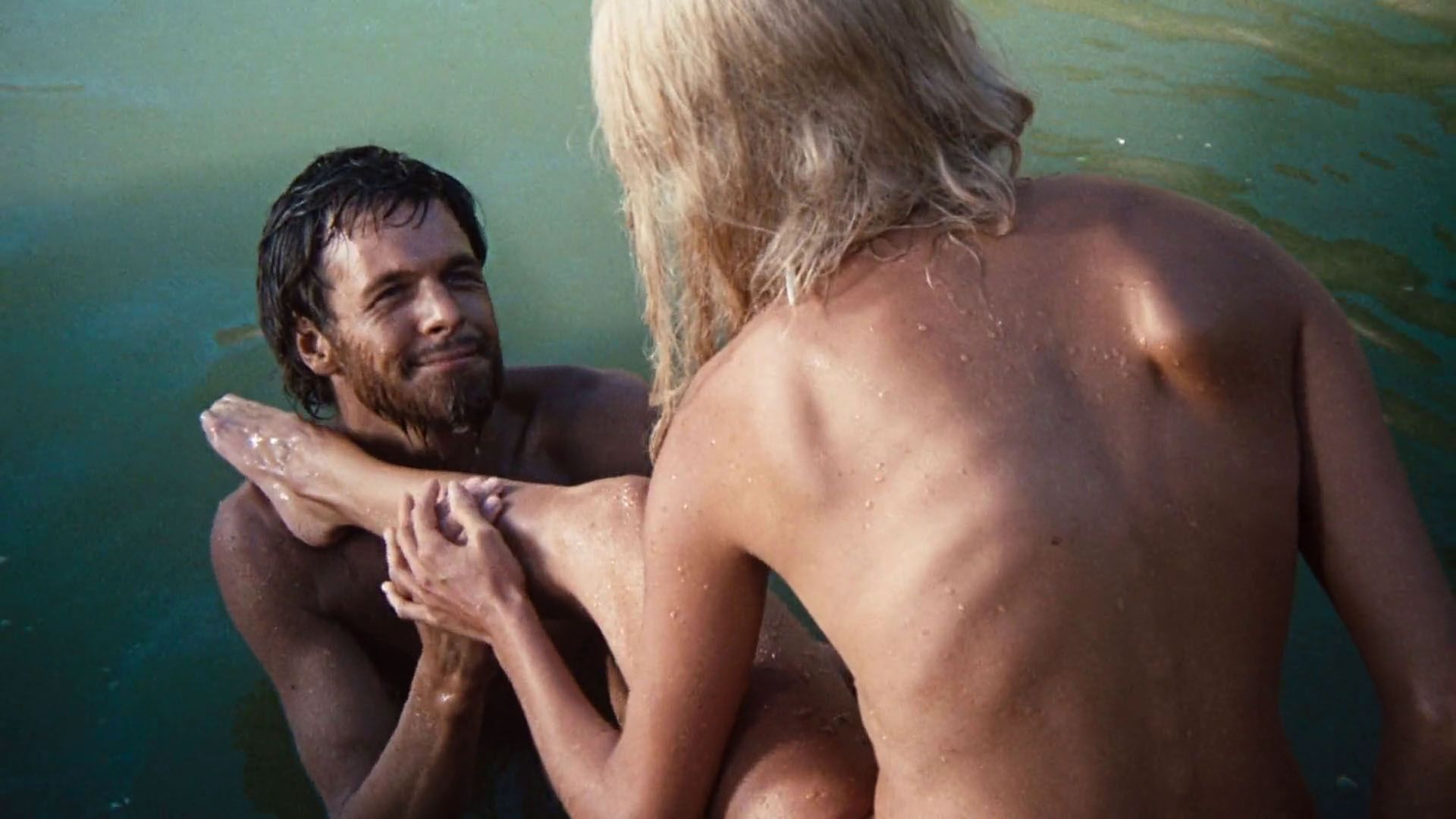 Victoria Vetri Nude & Sexy – When Dinosaurs Ruled The Earth 0037