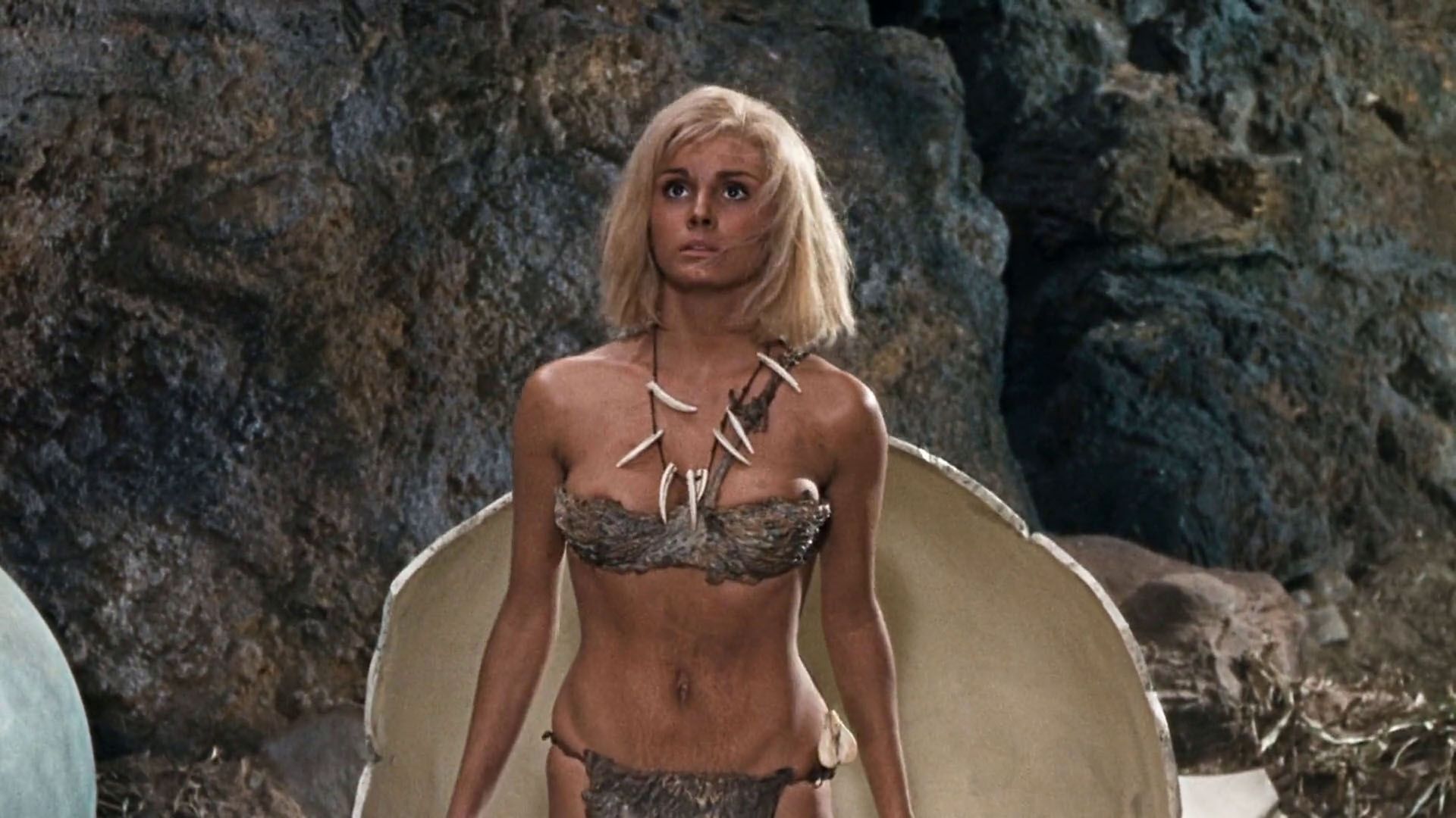 Victoria Vetri Nude & Sexy – When Dinosaurs Ruled The Earth 0068