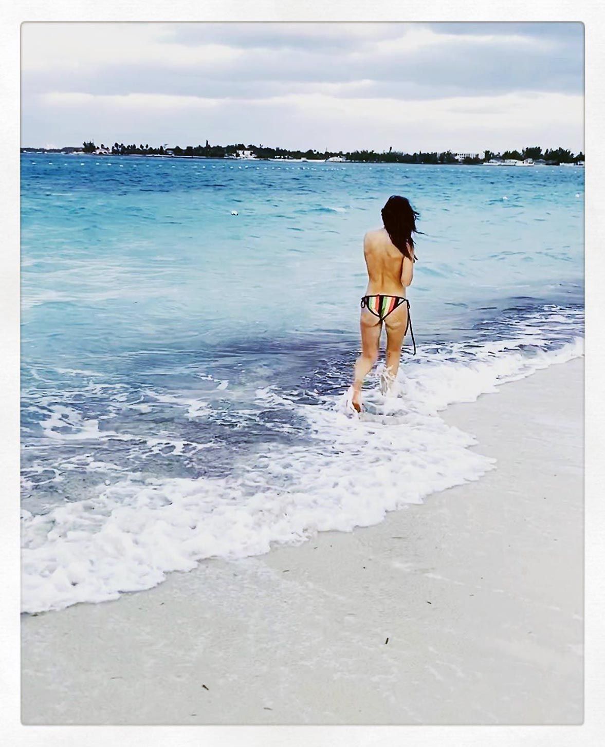 0419194836656 019 Sarah Shahi Nude Topless Tits Ass Pussy Se (1)