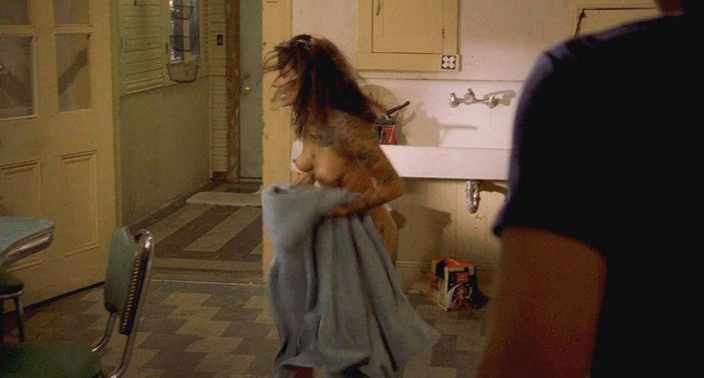 0419194836656 025 Sarah Shahi Bullet To The Head 4 Thefappen