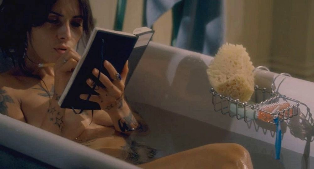 0419194836656 028 Sarah Shahi Bullet To The Head 1 Thefappen