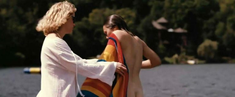 Elizabeth Olsen (36)