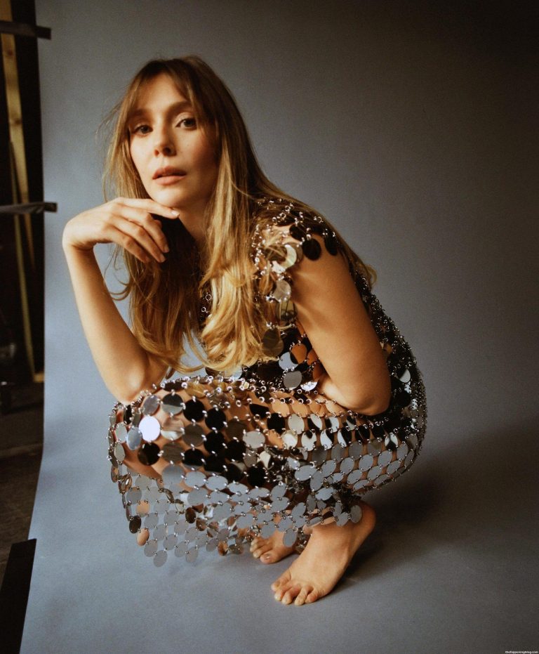 Elizabeth Olsen (63)