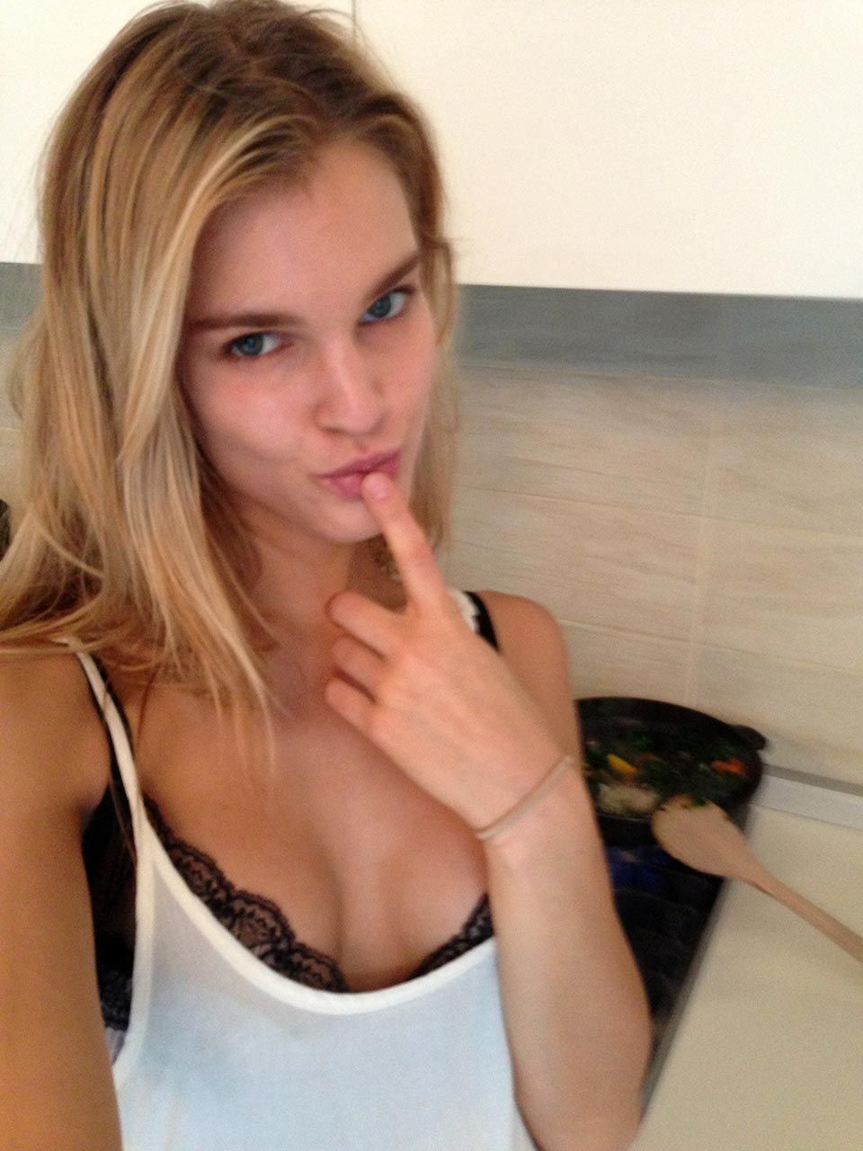 Joy Corrigan Nude Leaked The Fappening & Sexy 0009