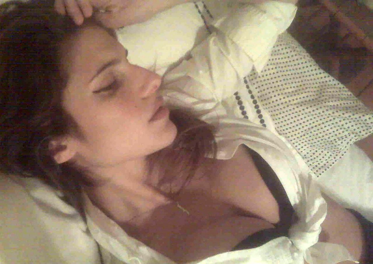 Lake Bell Nude Leaked (52)