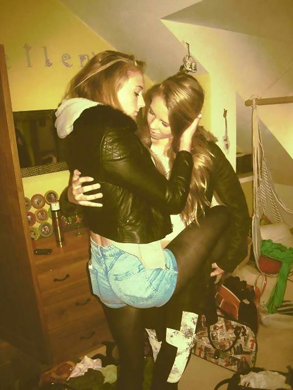 Sophie Turner Nude & Sexy 0068