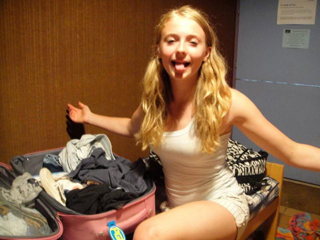 Sophie Turner Nude & Sexy 0082