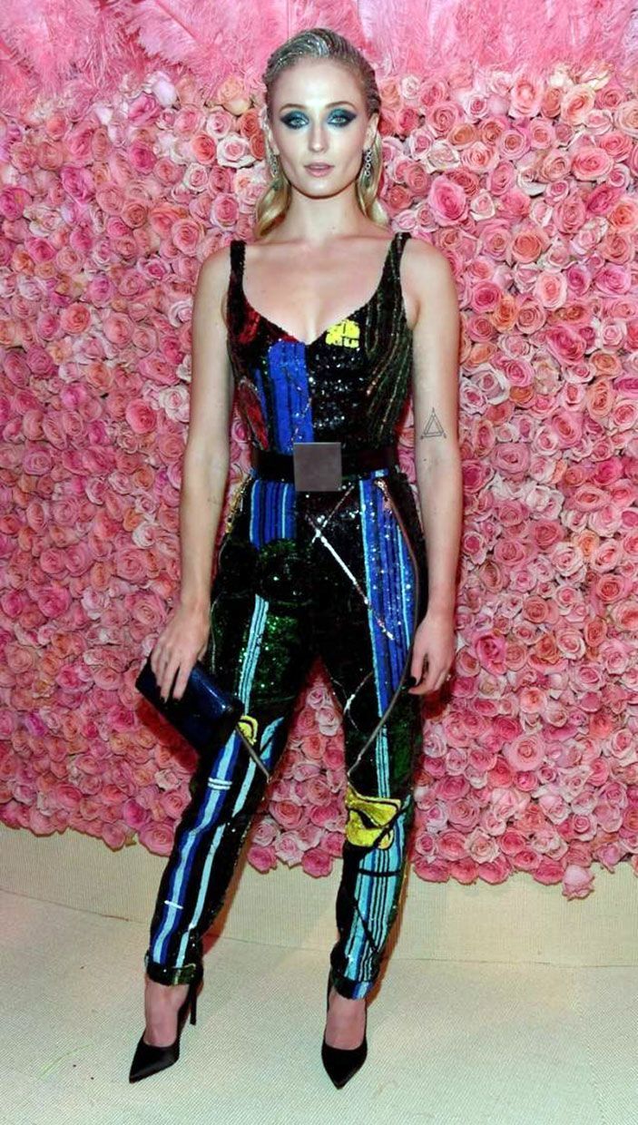 Sophie Turner Nude & Sexy 0260